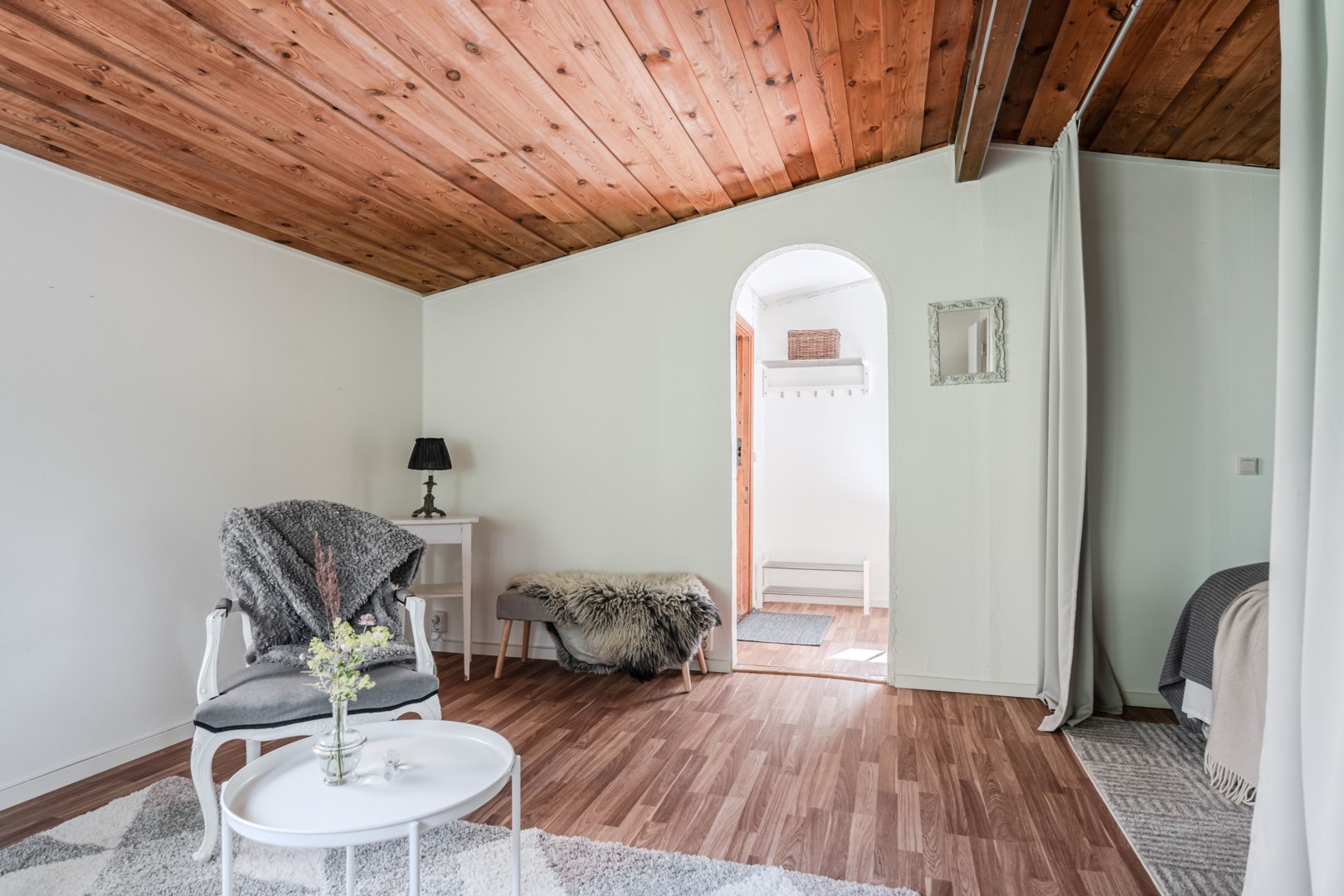 Bostadsbild från Strandsjövägen 42, Såld i Järlåsa, Uppsala