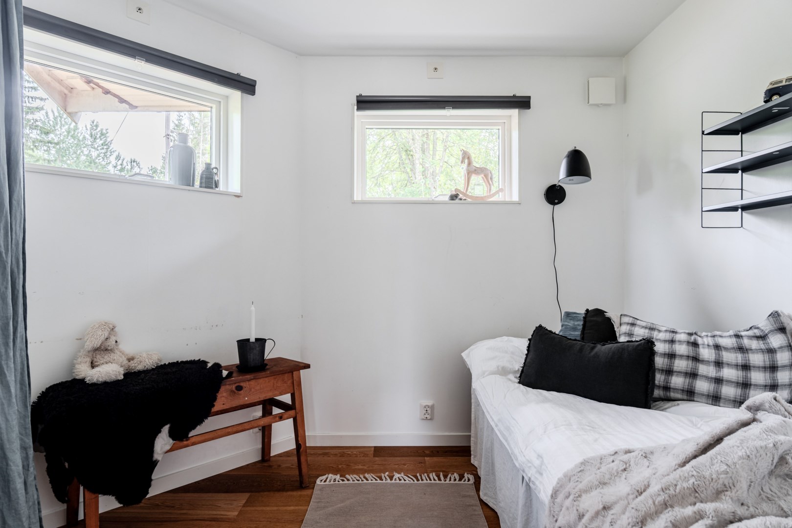 Bostadsbild från Strandsjövägen 42, Såld i Järlåsa, Uppsala