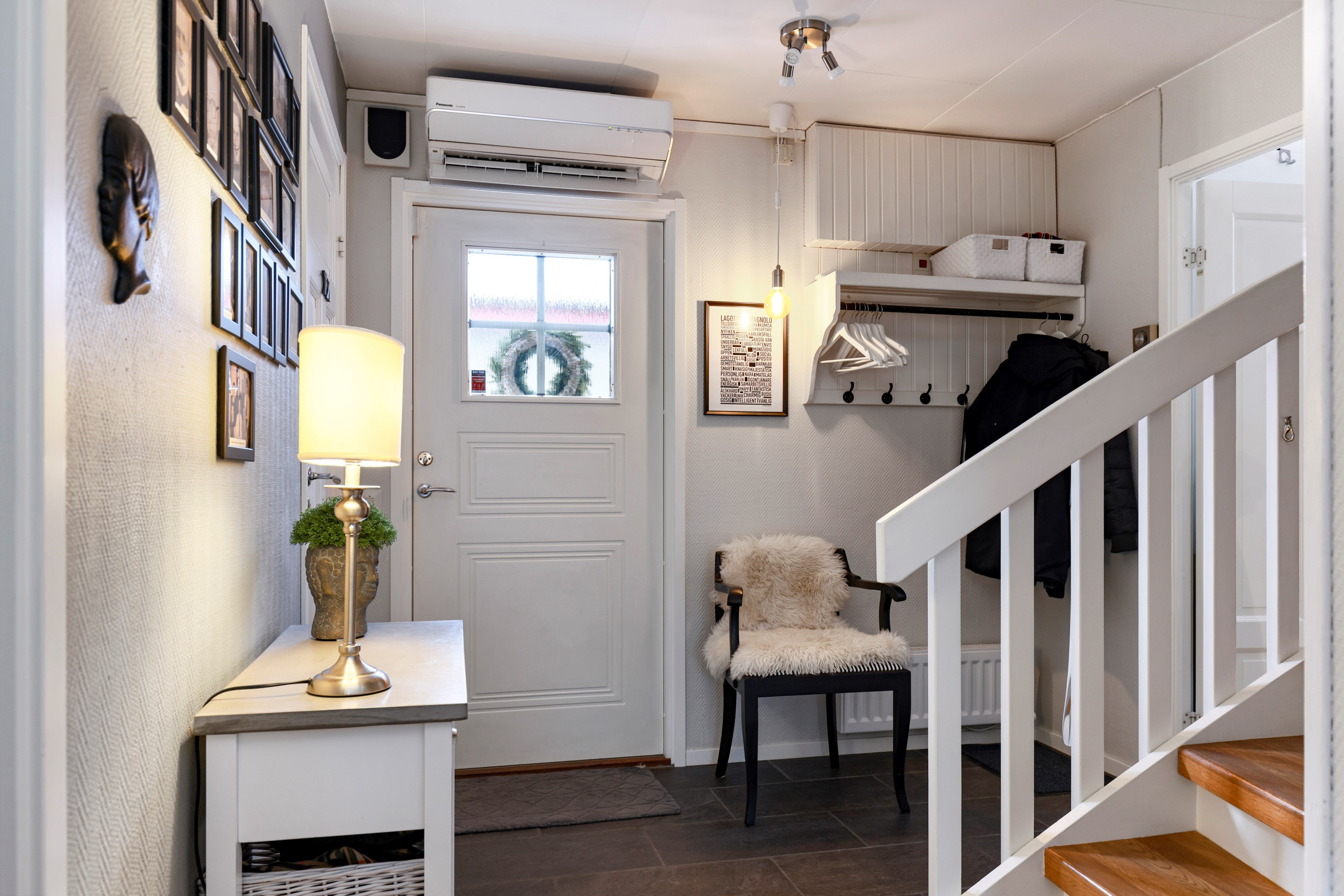 Bostadsbild från Rundvägen 45, Till salu i Alunda, Östhammar