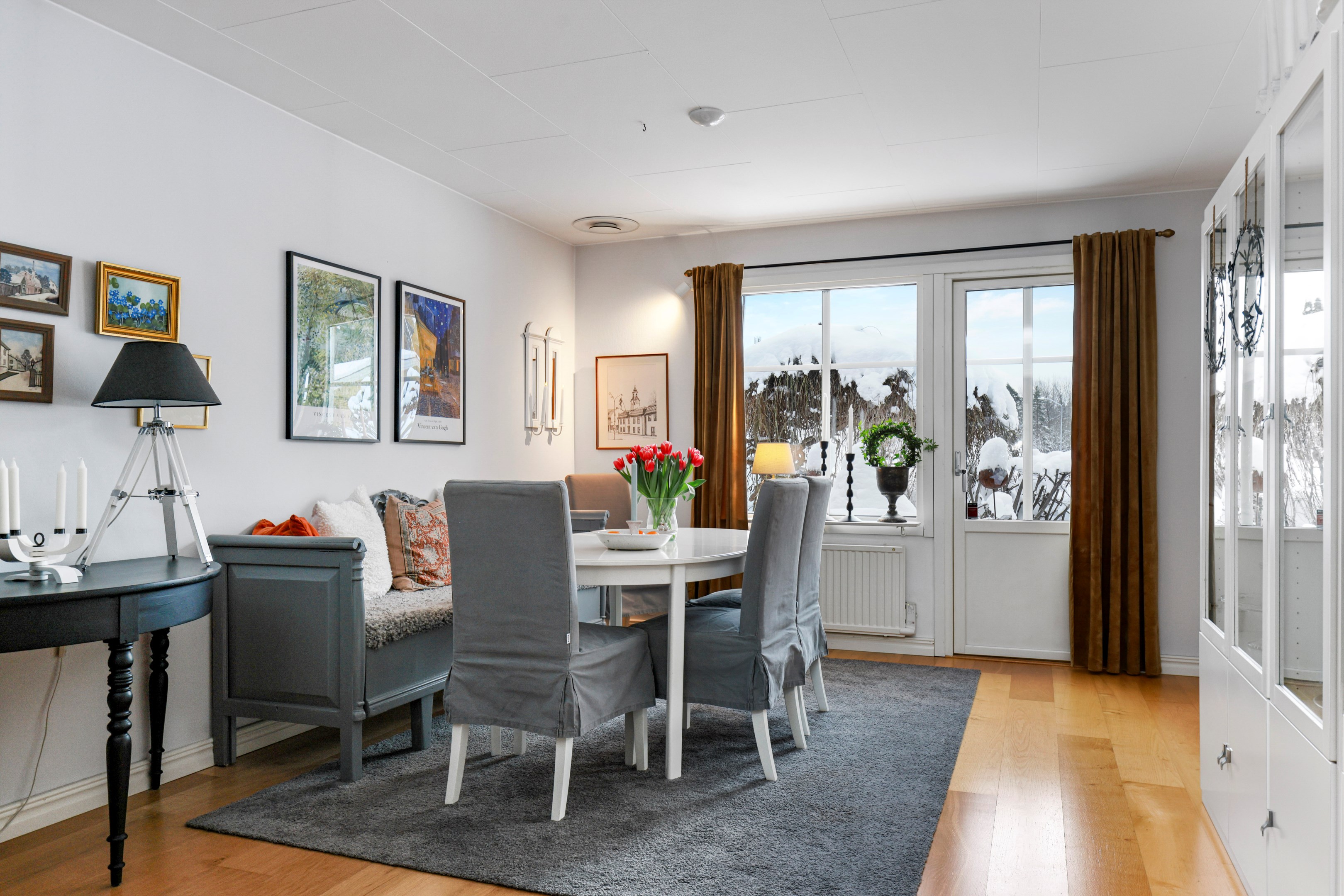 Bostadsbild från Rundvägen 45, Till salu i Alunda, Östhammar