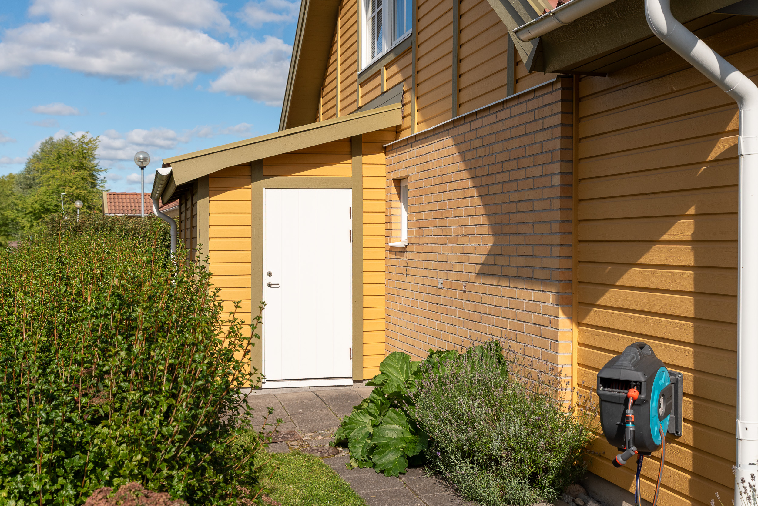 Bostadsbild från Tulpangatan 28, Såld i Gryta, Västerås