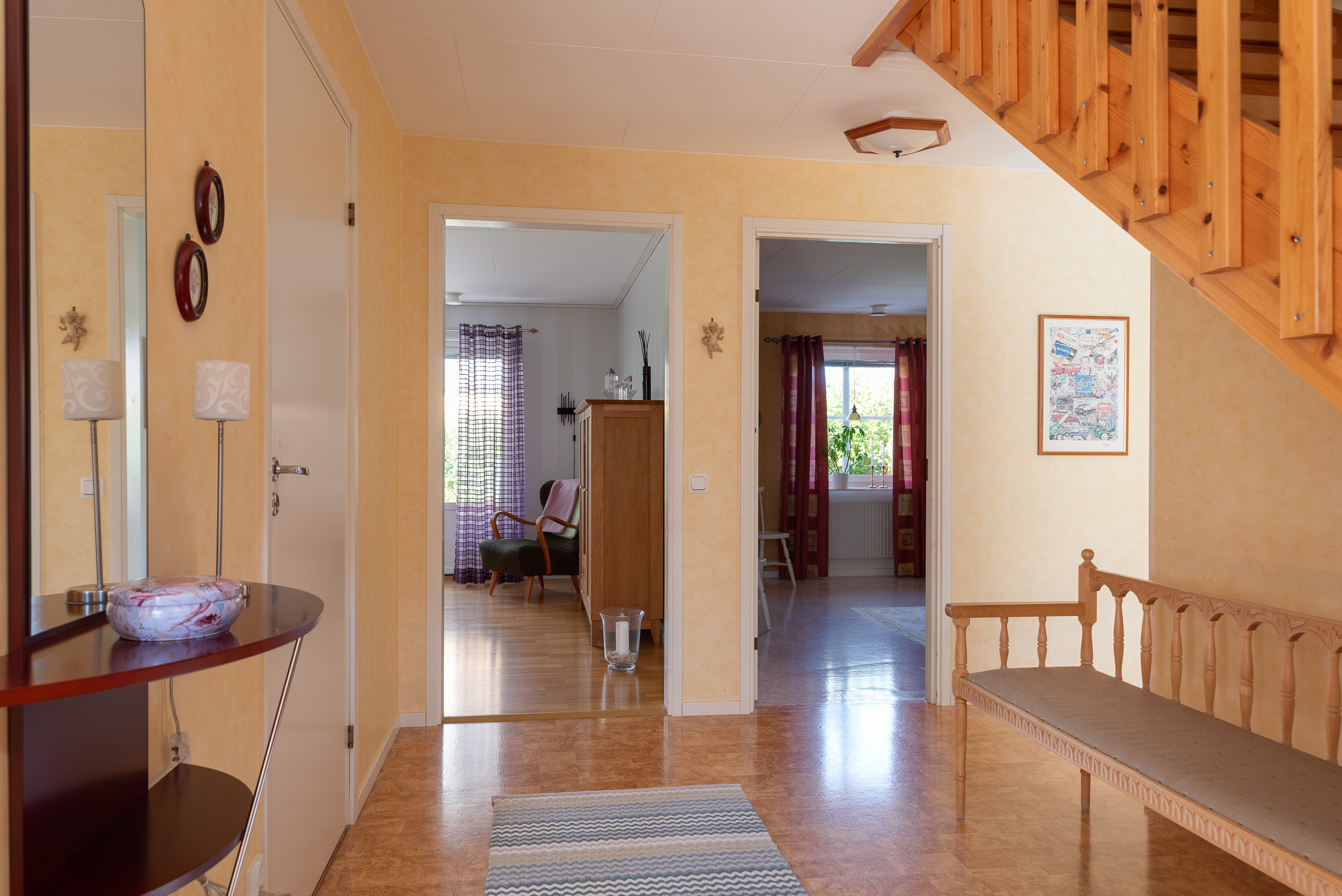 Bostadsbild från Tulpangatan 28, Såld i Gryta, Västerås