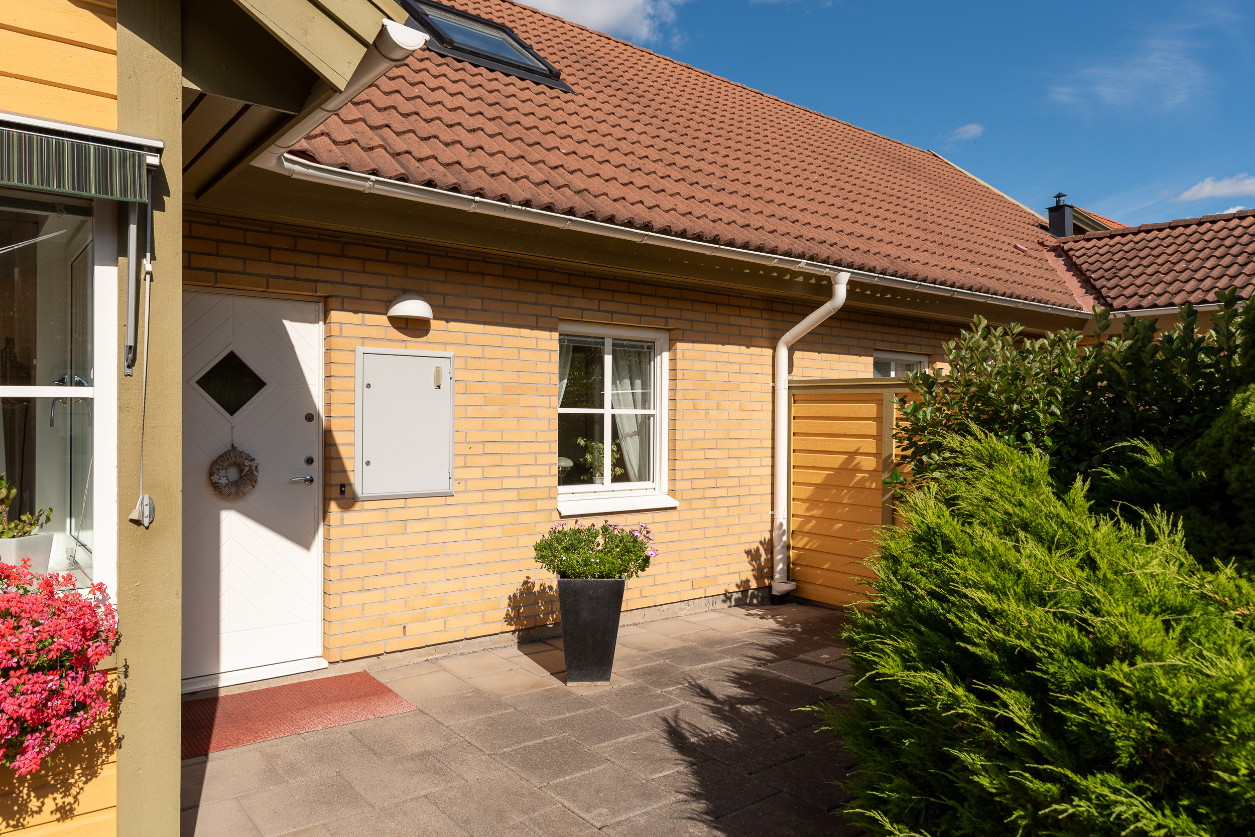 Bostadsbild från Tulpangatan 28, Såld i Gryta, Västerås