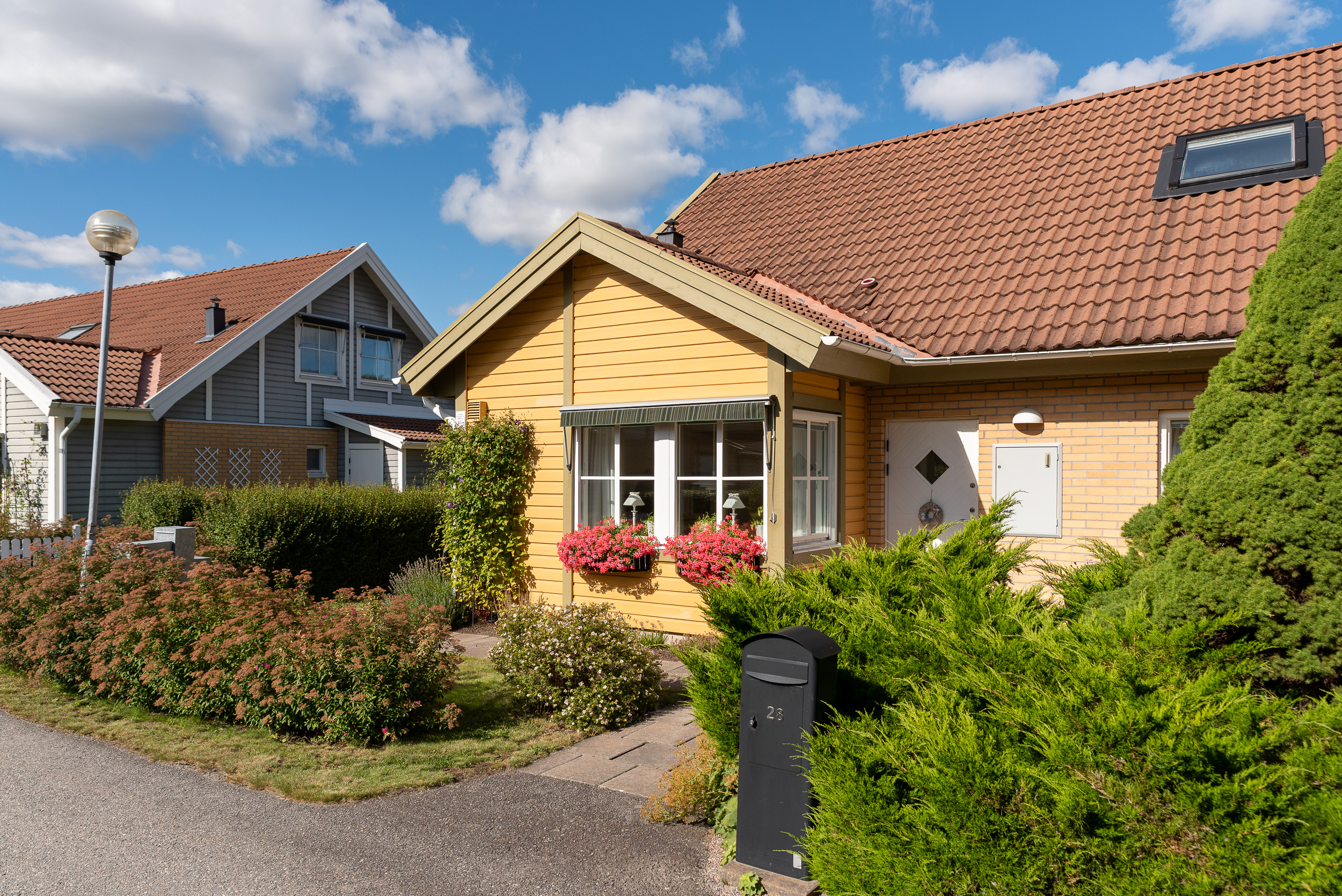 Bostadsbild från Tulpangatan 28, Såld i Gryta, Västerås