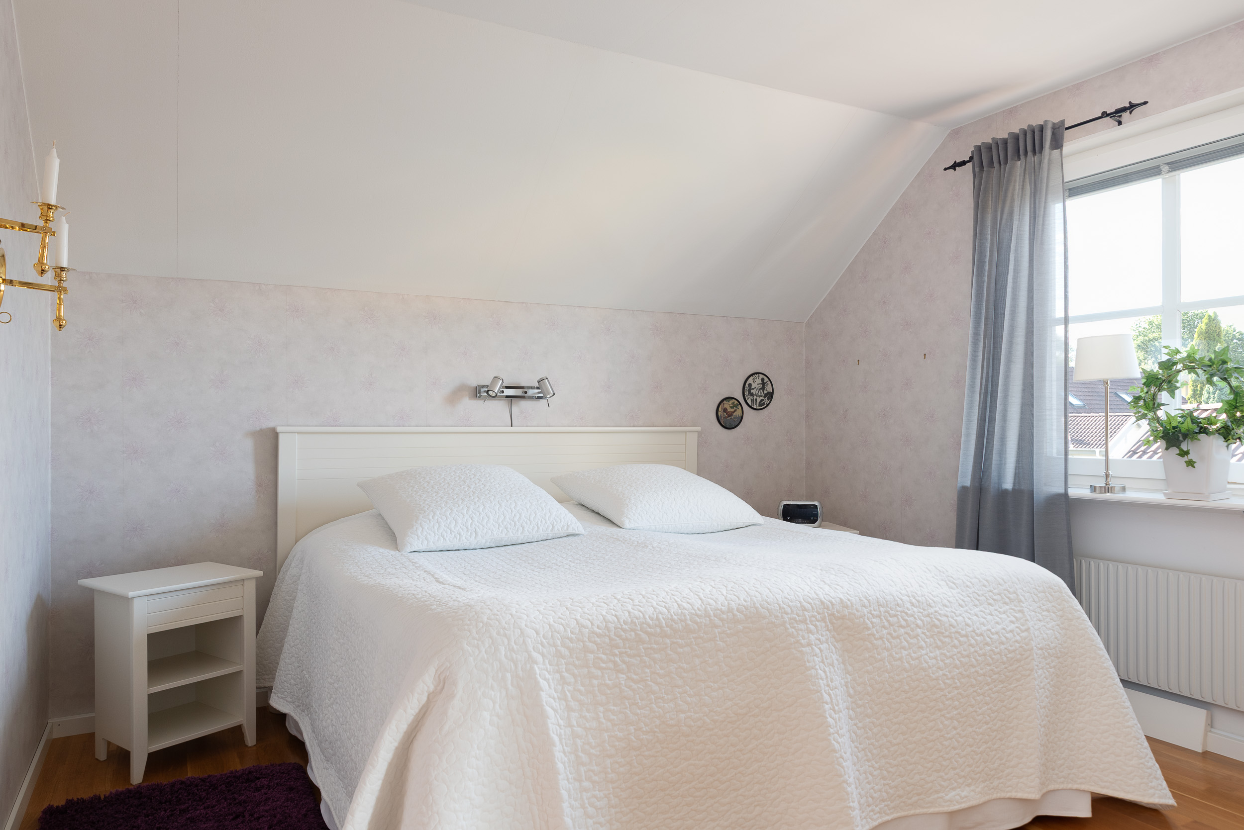 Bostadsbild från Tulpangatan 28, Såld i Gryta, Västerås