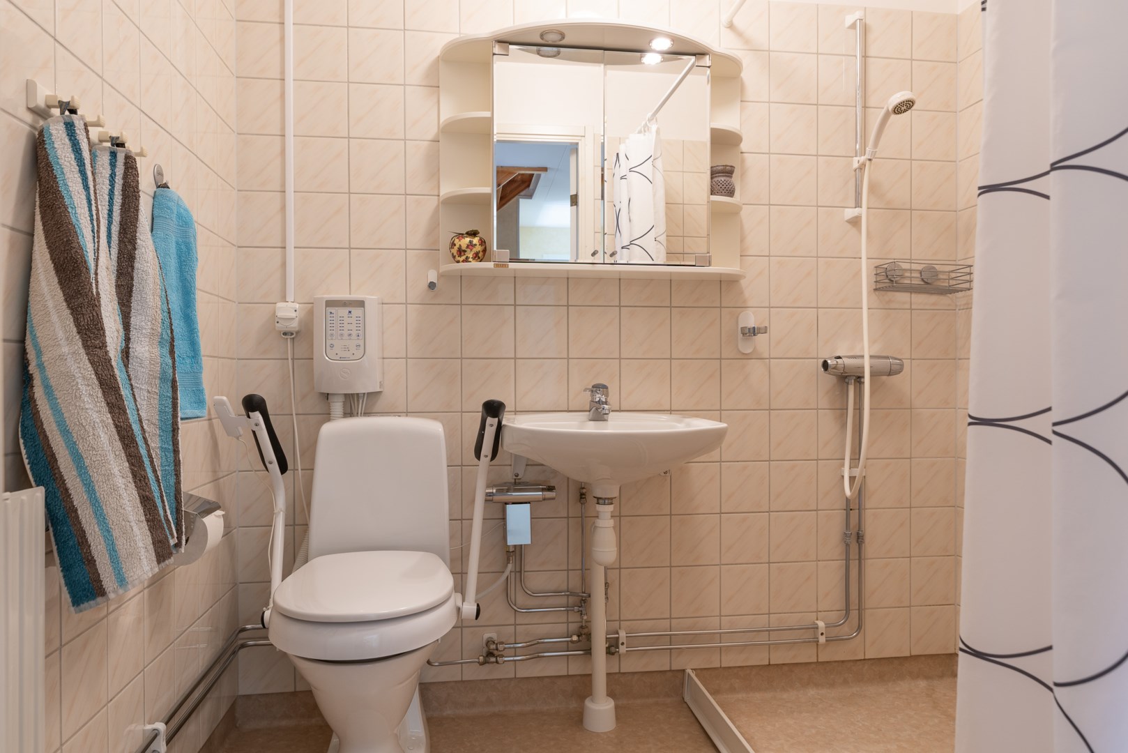 Bostadsbild från Tulpangatan 28, Såld i Gryta, Västerås