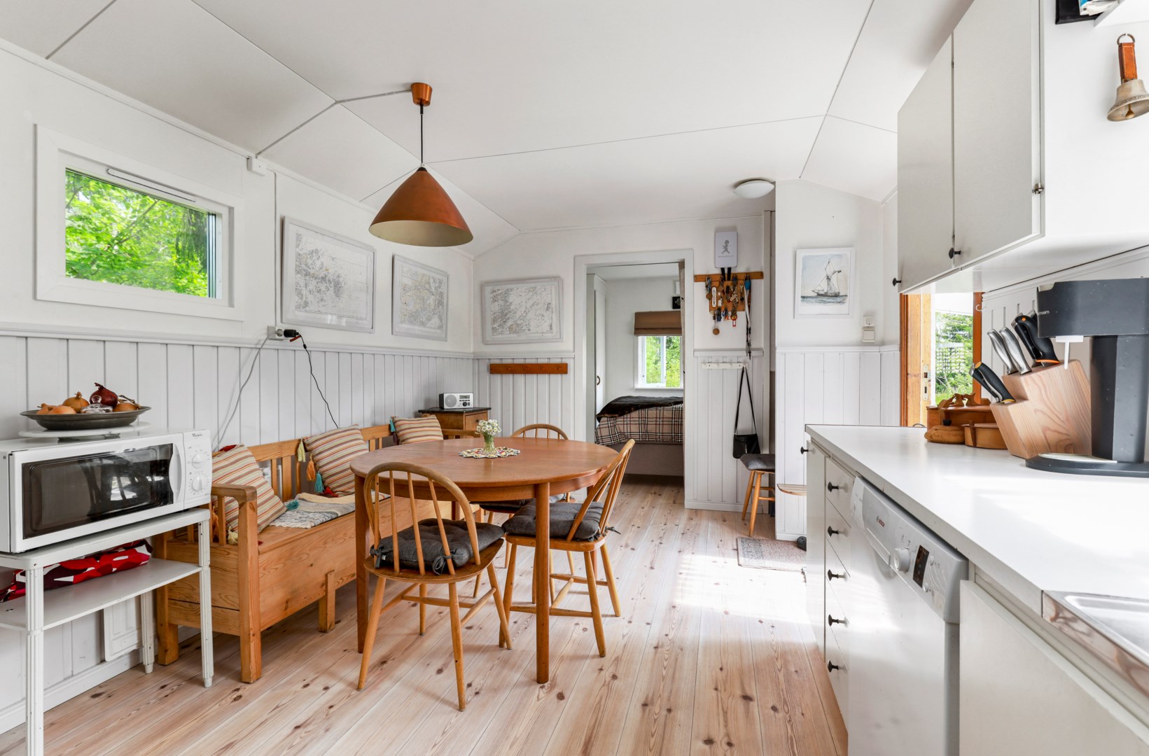Bostadsbild från Skeppshusvägen 18, Såld i Öregrund, Östhammar