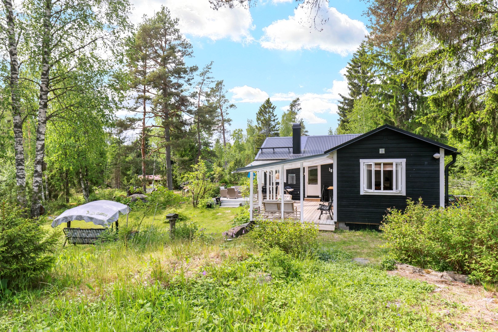 Bostadsbild från Skeppshusvägen 18, Såld i Öregrund, Östhammar