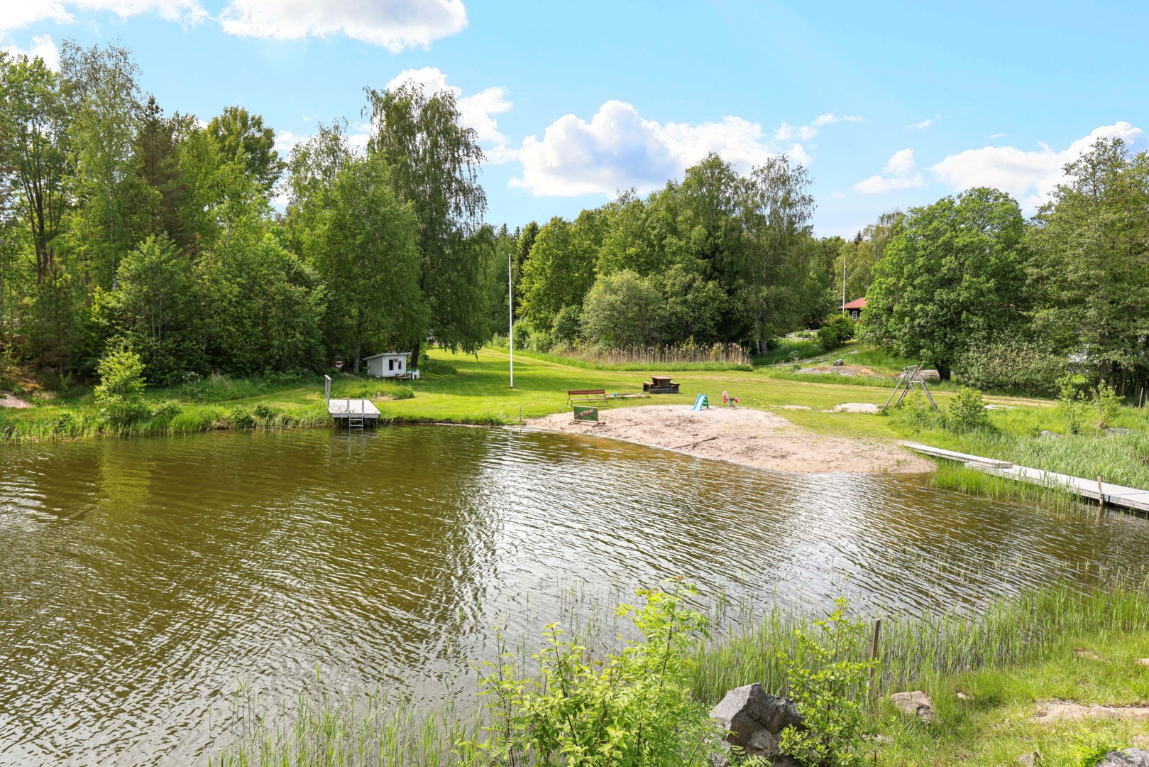 Bostadsbild från Skeppshusvägen 18, Såld i Öregrund, Östhammar