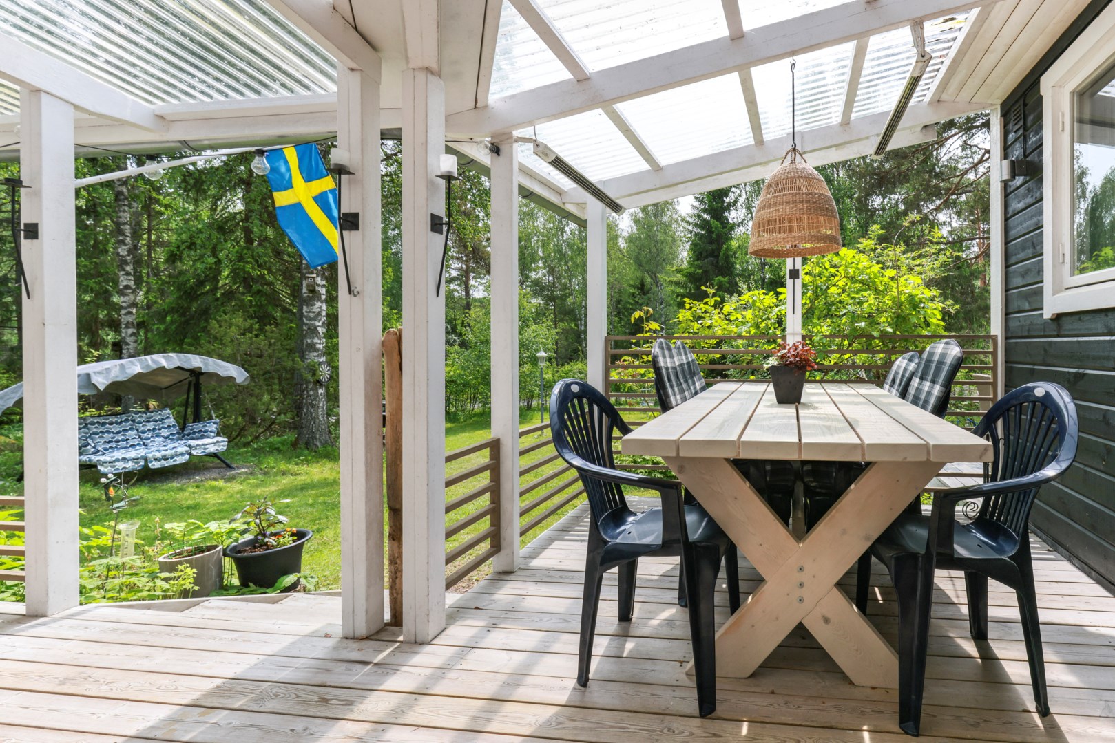 Bostadsbild från Skeppshusvägen 18, Såld i Öregrund, Östhammar