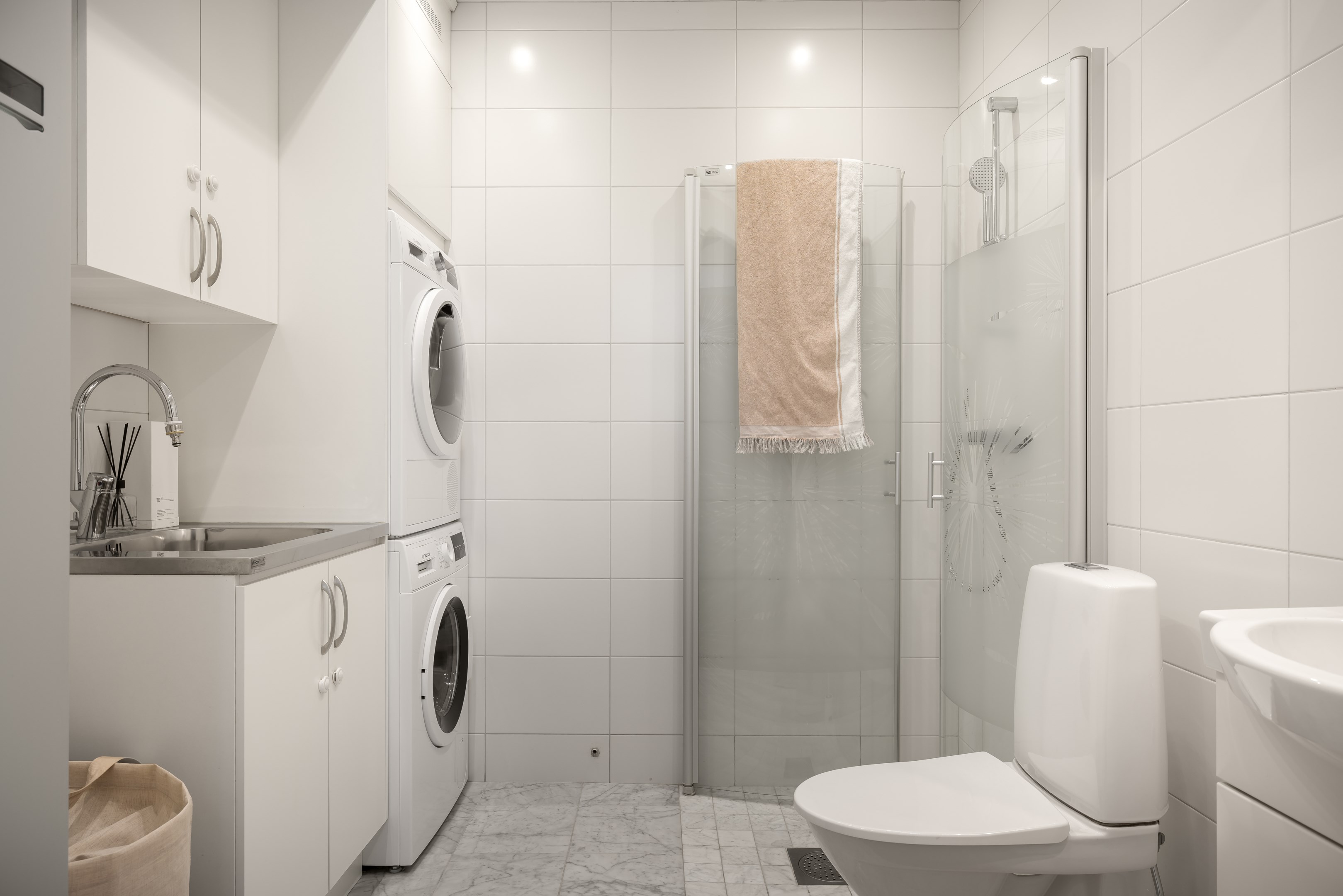 Bostadsbild från Kils gårdsväg 1D, Såld i Insjön, Nacka