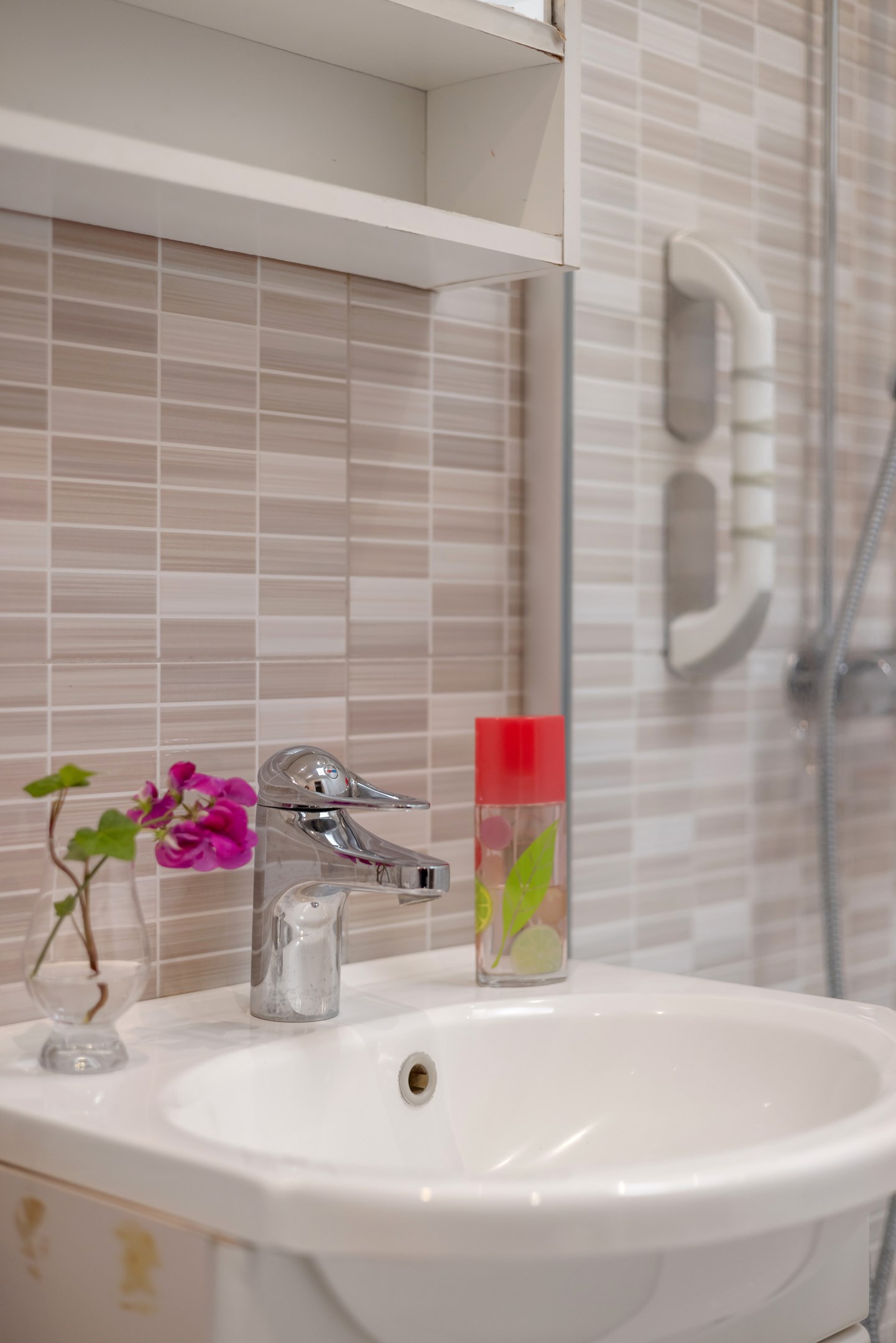 Bostadsbild från Jordgubbsgatan 26, Såld i Årsta, Uppsala