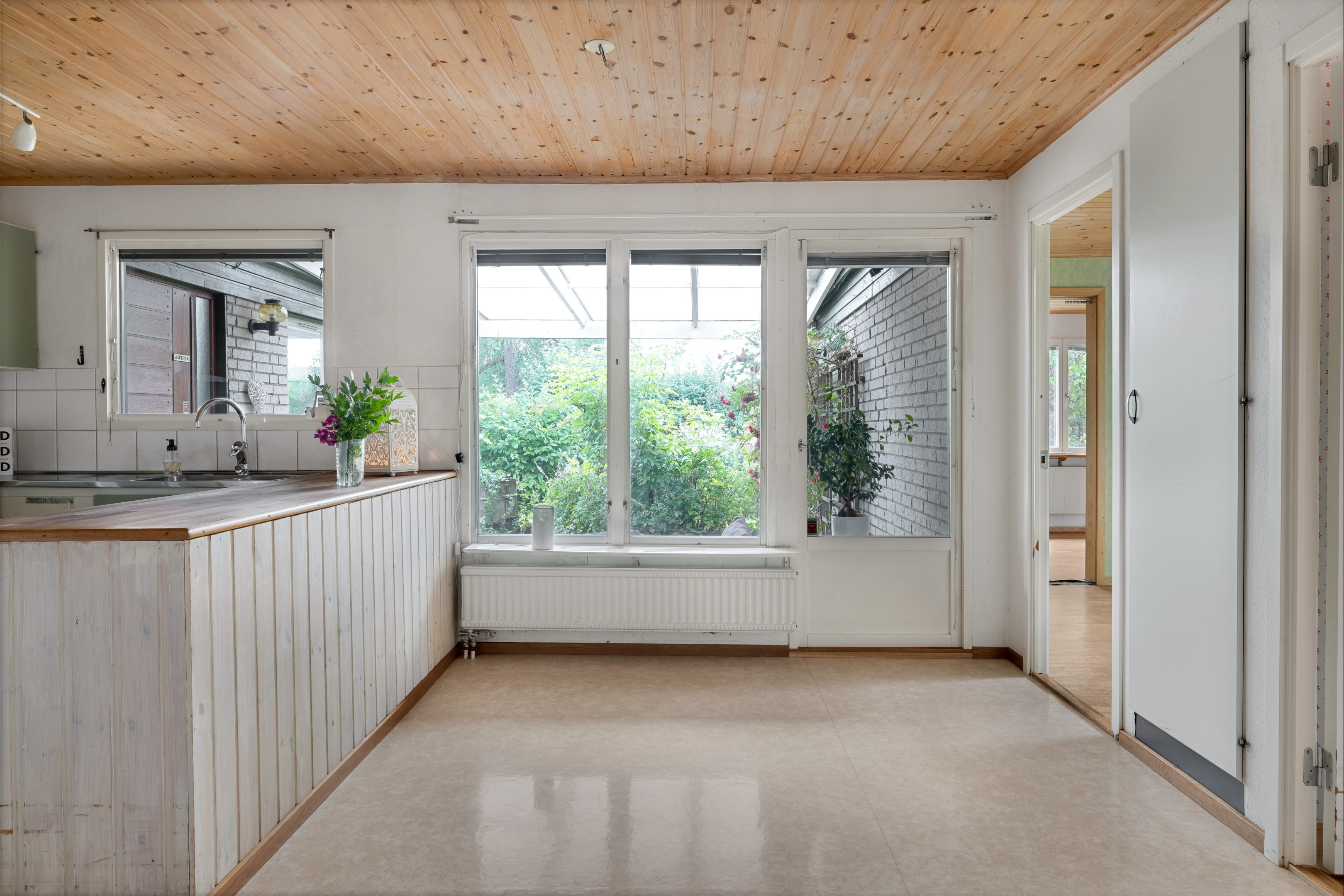 Bostadsbild från Jordgubbsgatan 26, Såld i Årsta, Uppsala