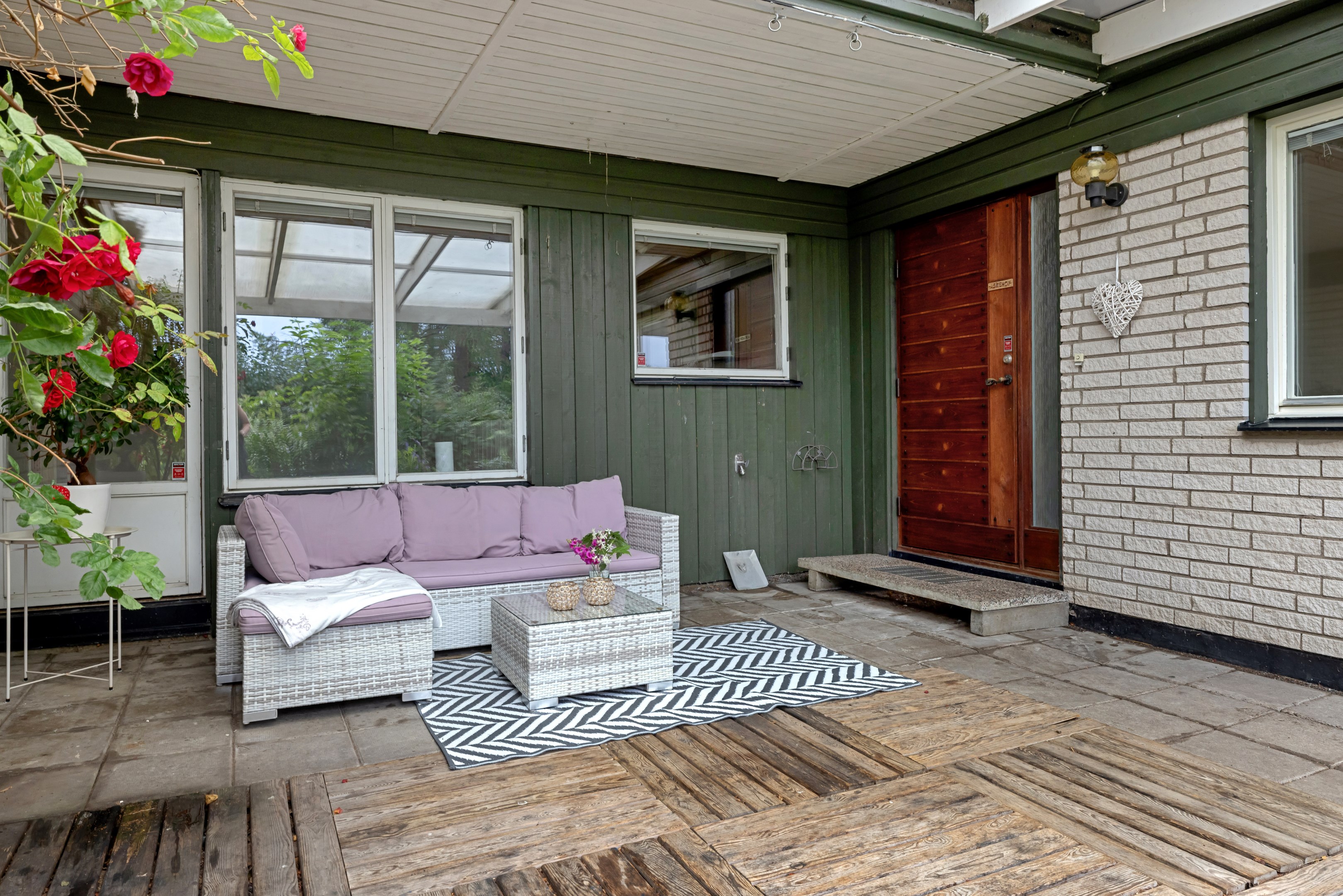 Bostadsbild från Jordgubbsgatan 26, Såld i Årsta, Uppsala