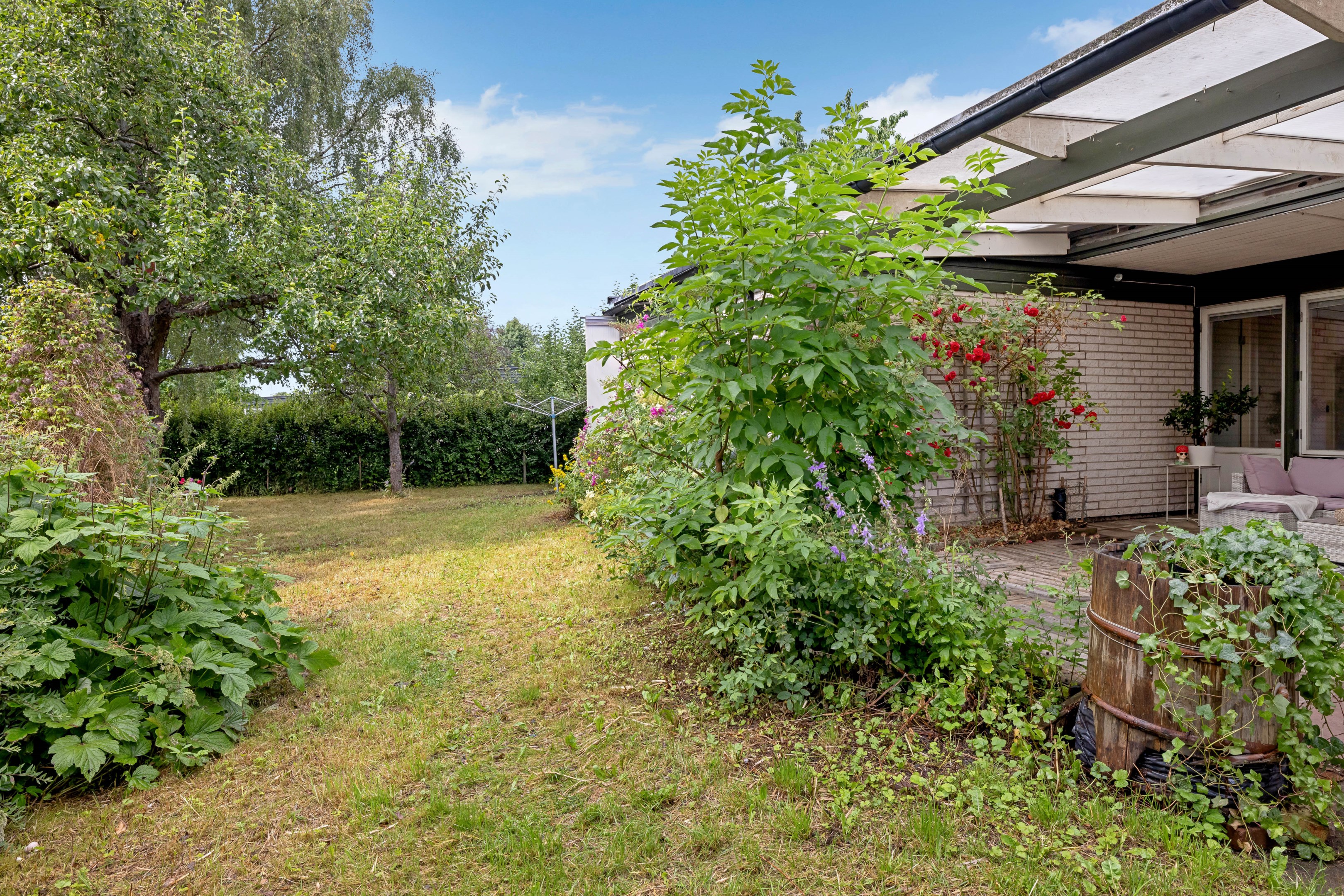 Bostadsbild från Jordgubbsgatan 26, Såld i Årsta, Uppsala