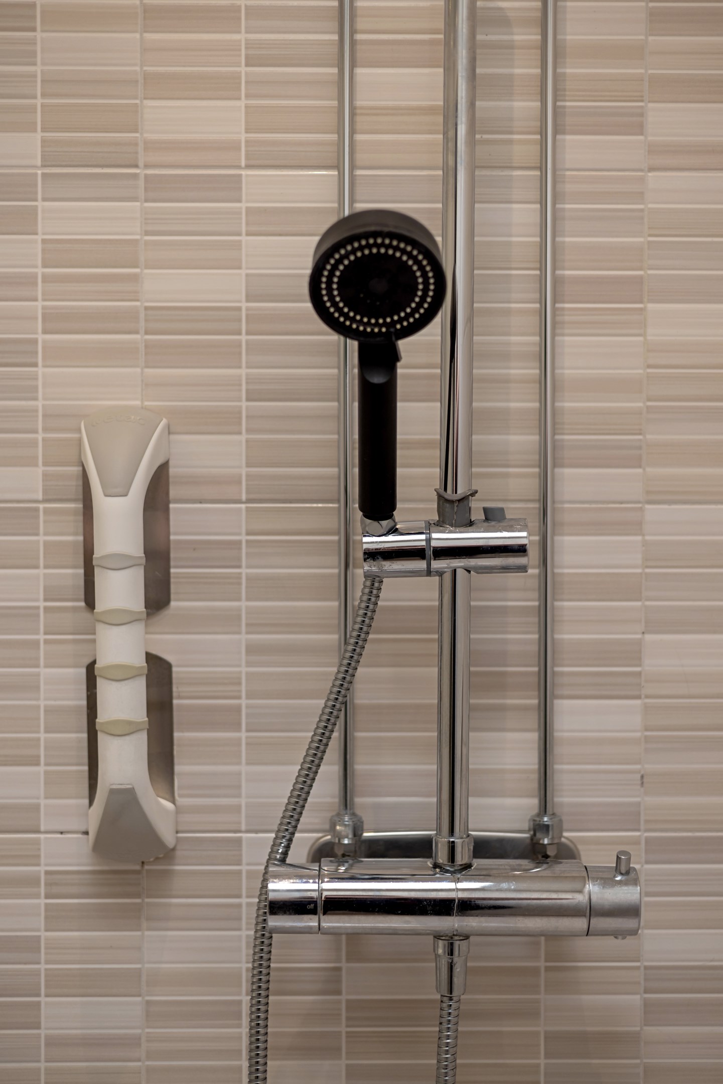 Bostadsbild från Jordgubbsgatan 26, Såld i Årsta, Uppsala