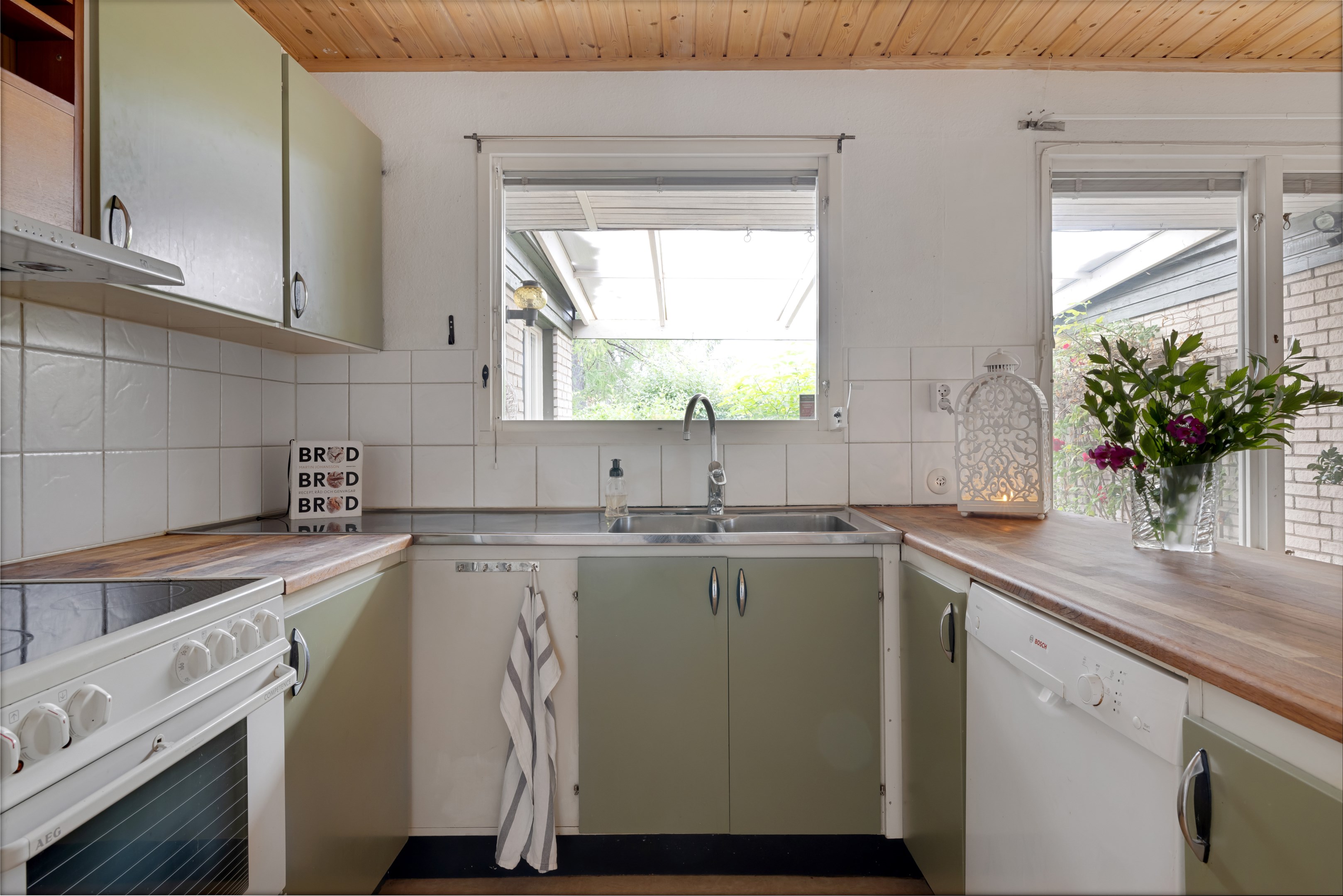 Bostadsbild från Jordgubbsgatan 26, Såld i Årsta, Uppsala