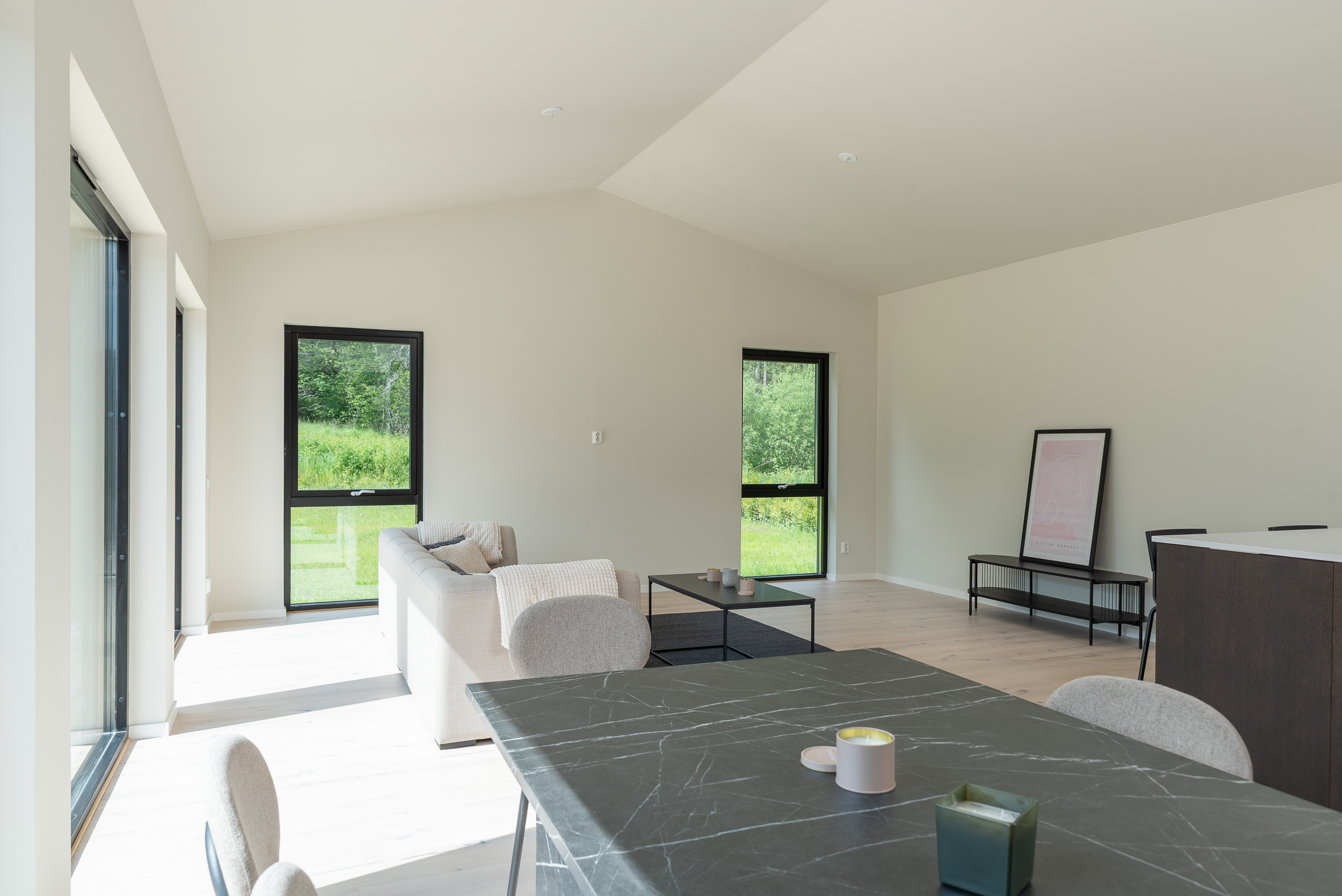 Bostadsbild från Kompassvägen 9A, Såld i Skälby, Västerås