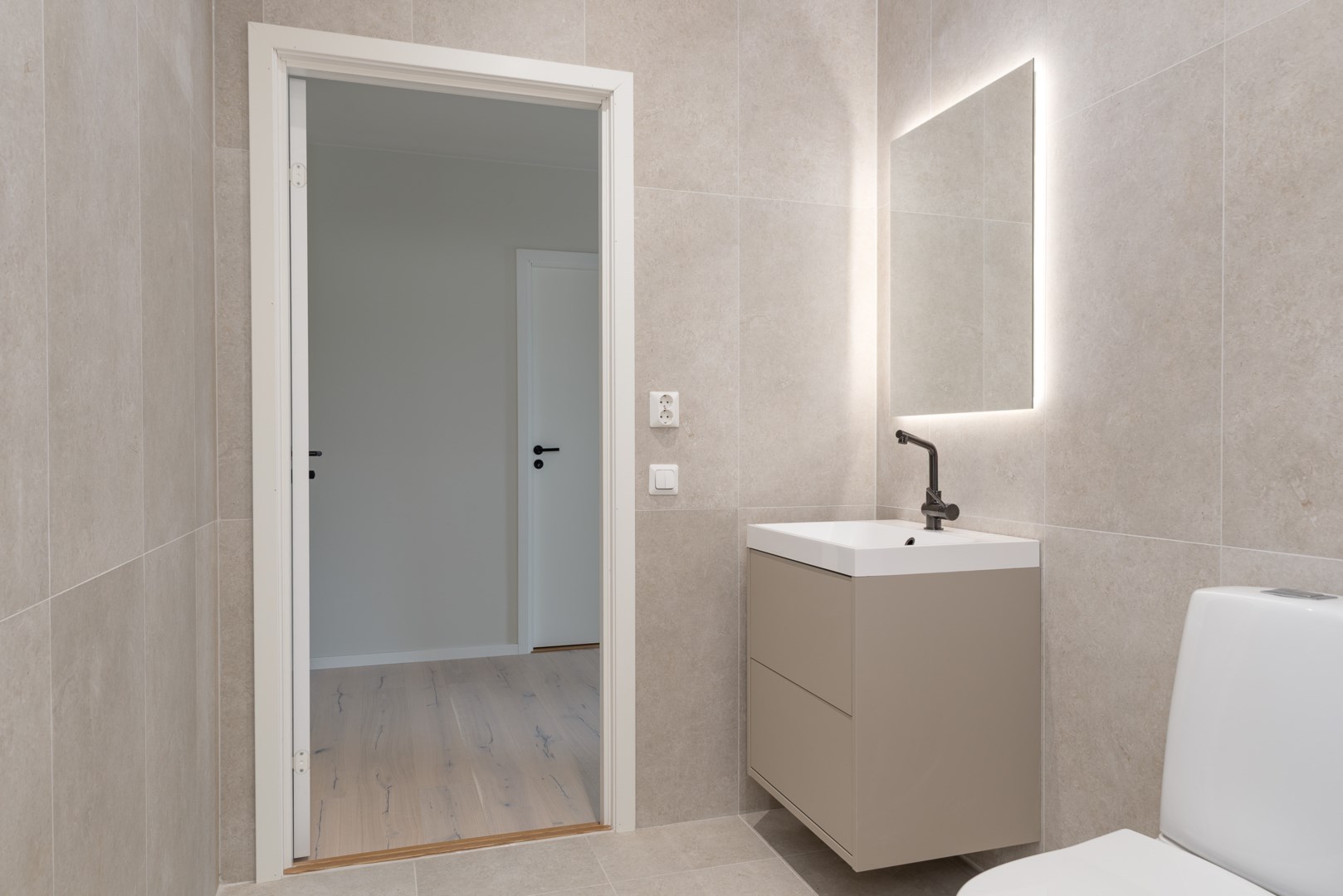 Bostadsbild från Kompassvägen 9A, Såld i Skälby, Västerås