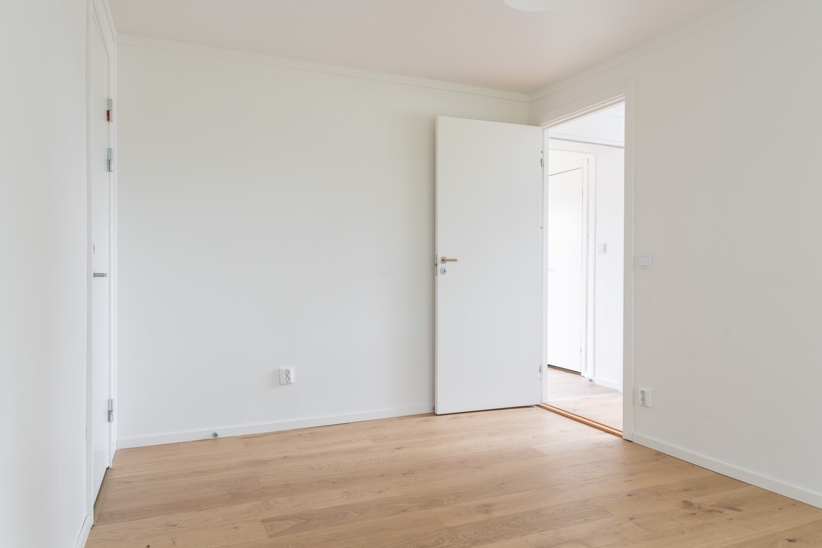 Bostadsbild från Östergatan 26, Till salu i Surahammar, Surahammar