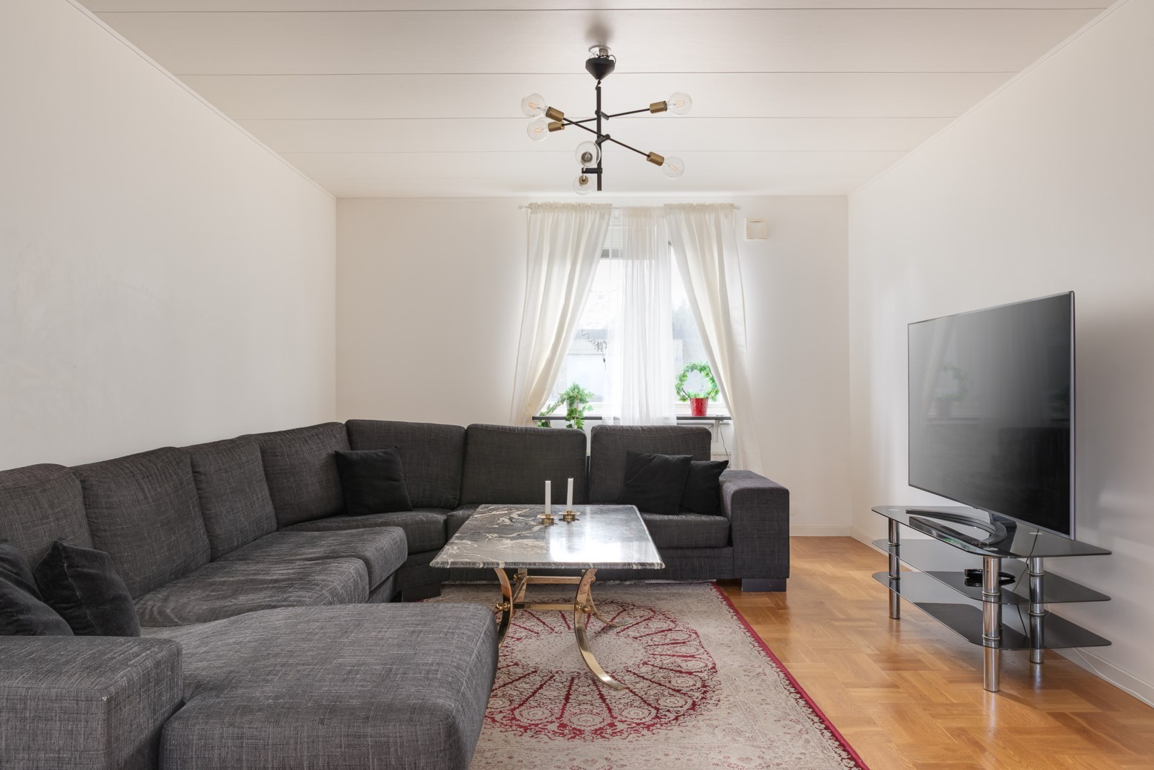 Bostadsbild från Skördegatan 6, Till salu i Hammarby, Västerås