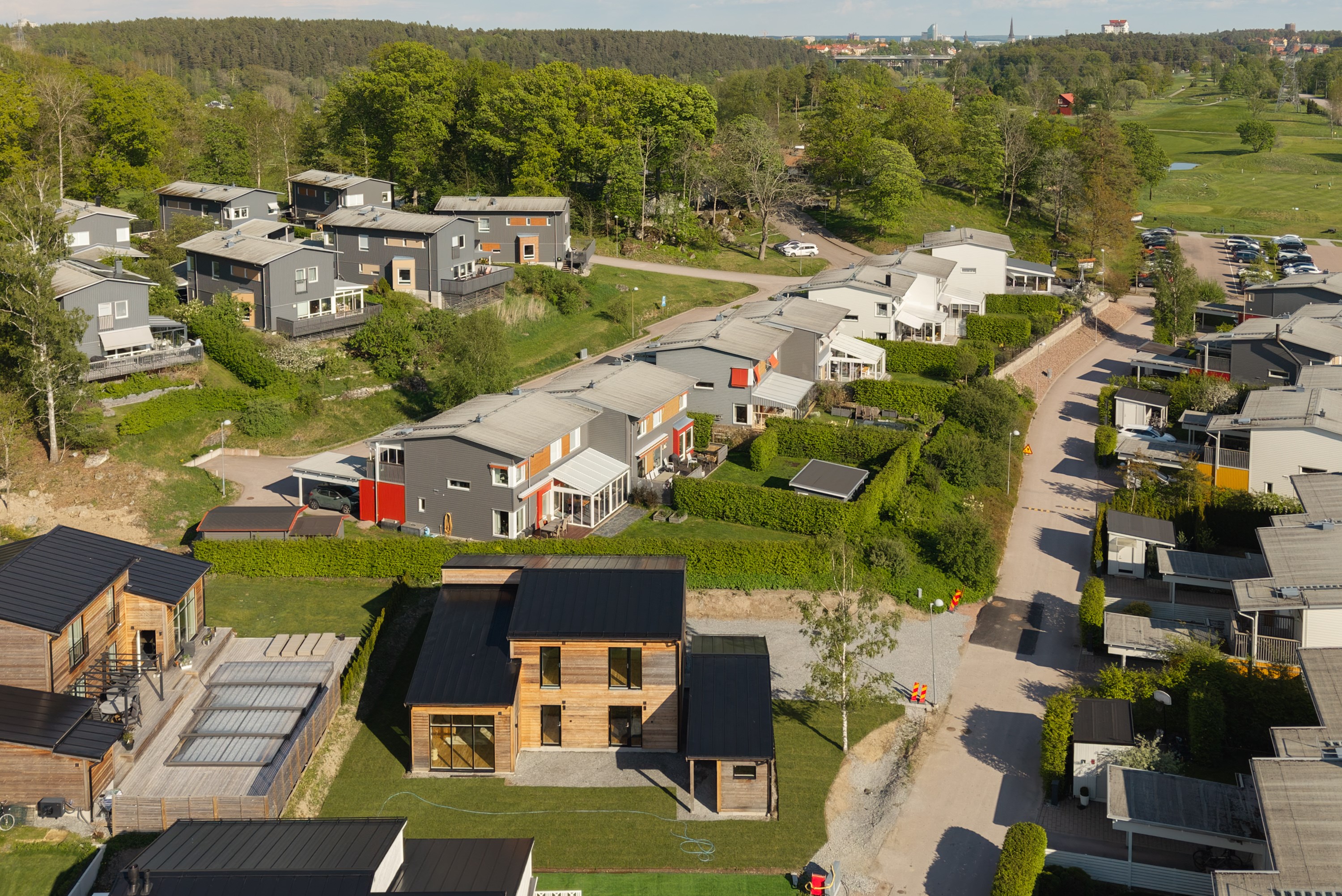 Bostadsbild från Solbackavägen 4, Till salu i Älvkullen, Västerås