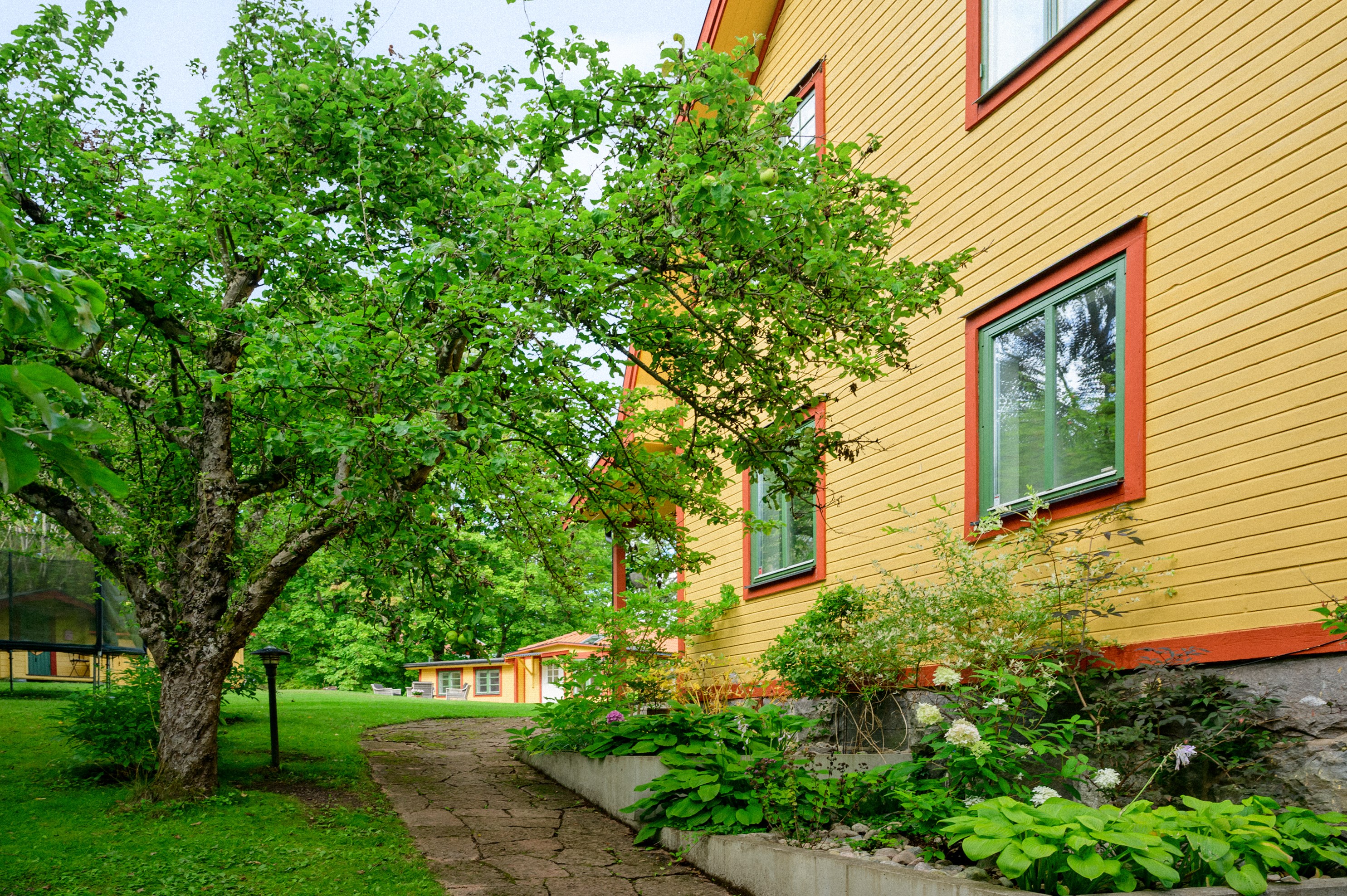 Bostadsbild från Drottningvägen 3, Till salu i Kummelnäs, Nacka