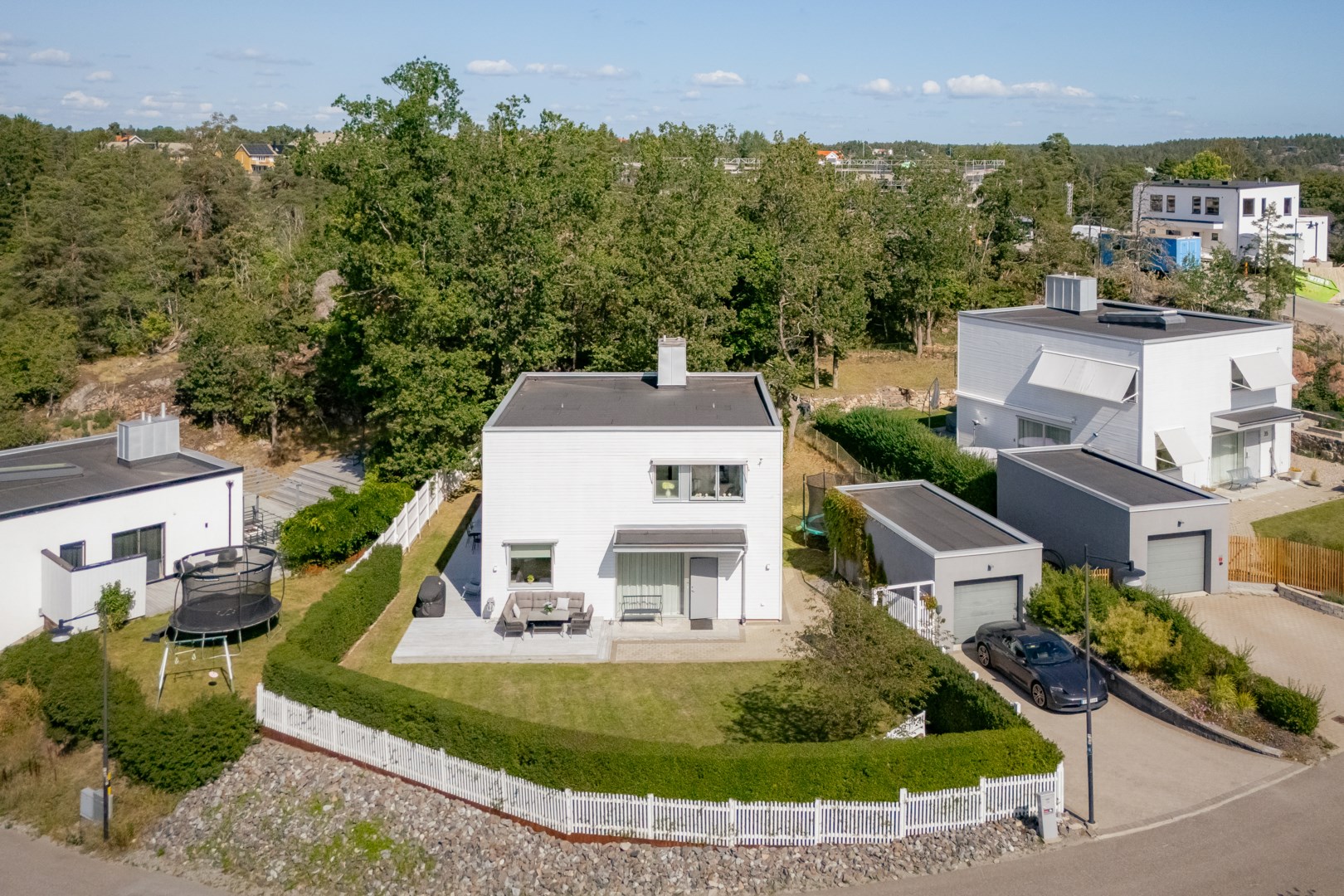 Bostadsbild från Ekdungevägen 33, Såld i Skuru, Nacka