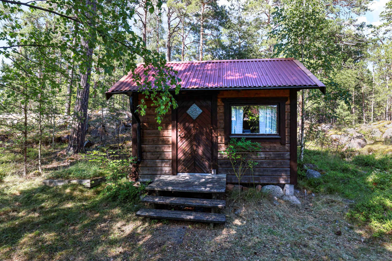 Bostadsbild från Bjurövägen 5, Kommande i Gräsö, Östhammar