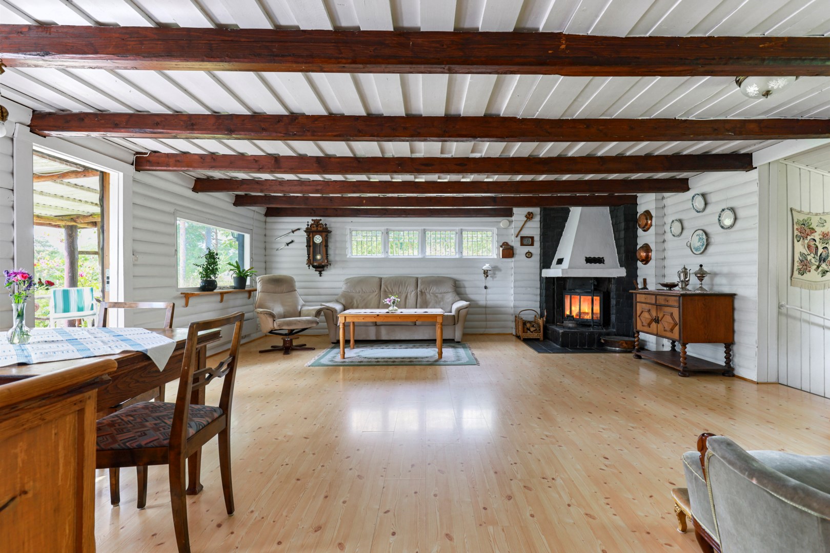 Bostadsbild från Bjurövägen 5, Kommande i Gräsö, Östhammar