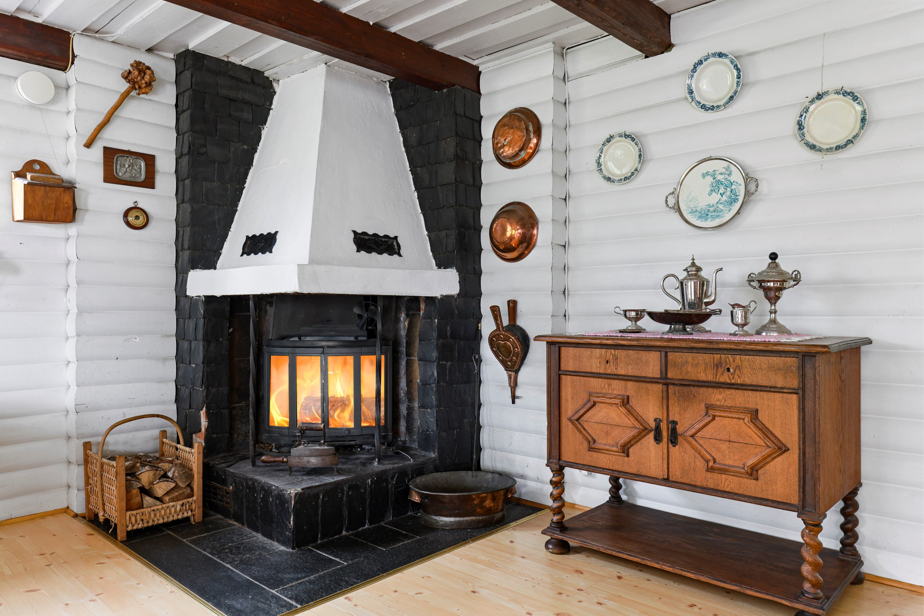 Bostadsbild från Bjurövägen 5, Kommande i Gräsö, Östhammar