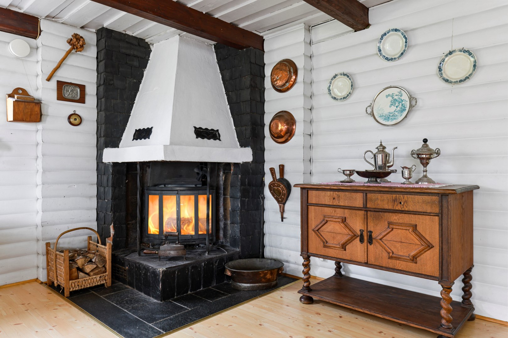 Bostadsbild från Bjurövägen 5, Kommande i Gräsö, Östhammar