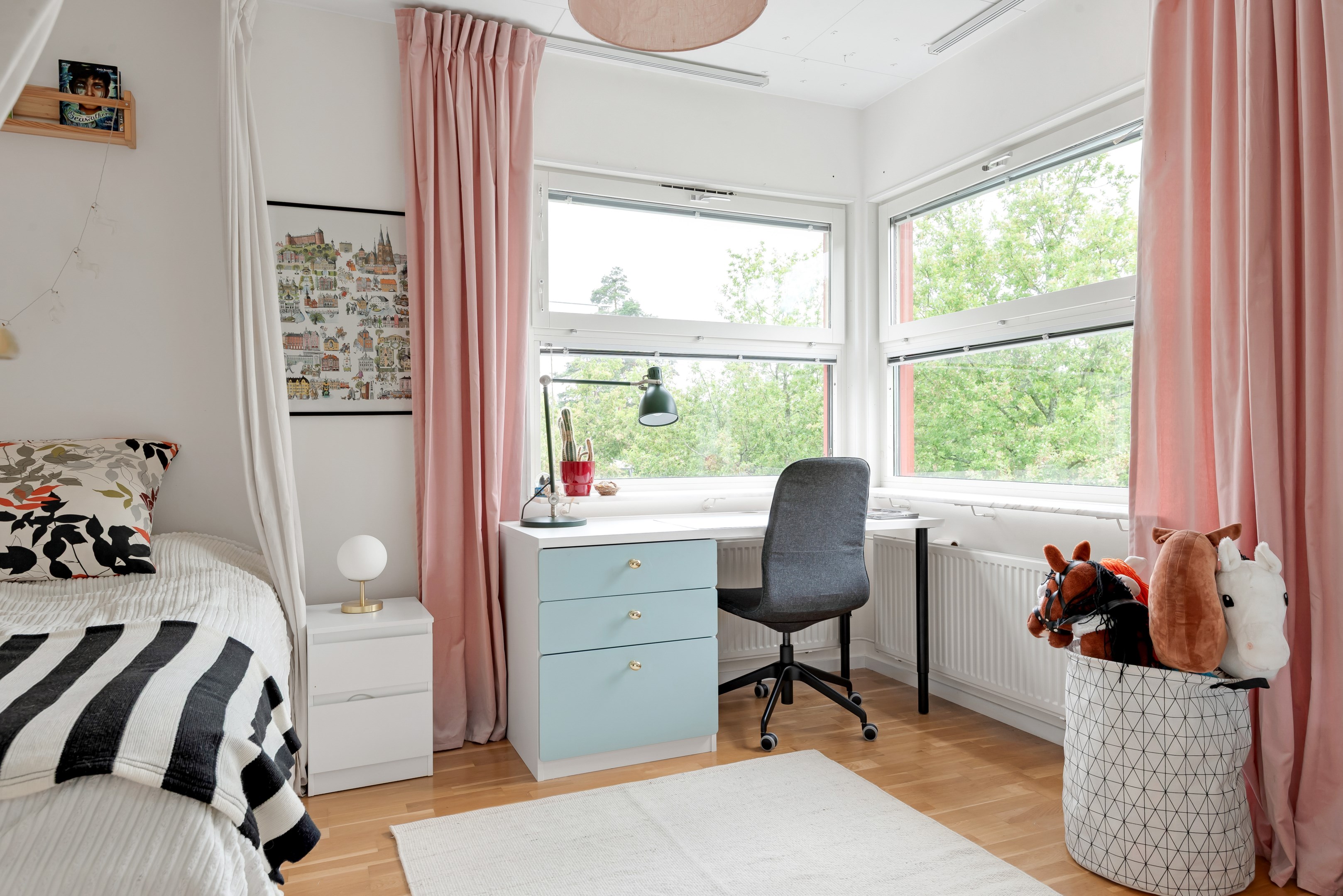 Bostadsbild från Pimpstensvägen 11, Såld i Herrhagen, Uppsala