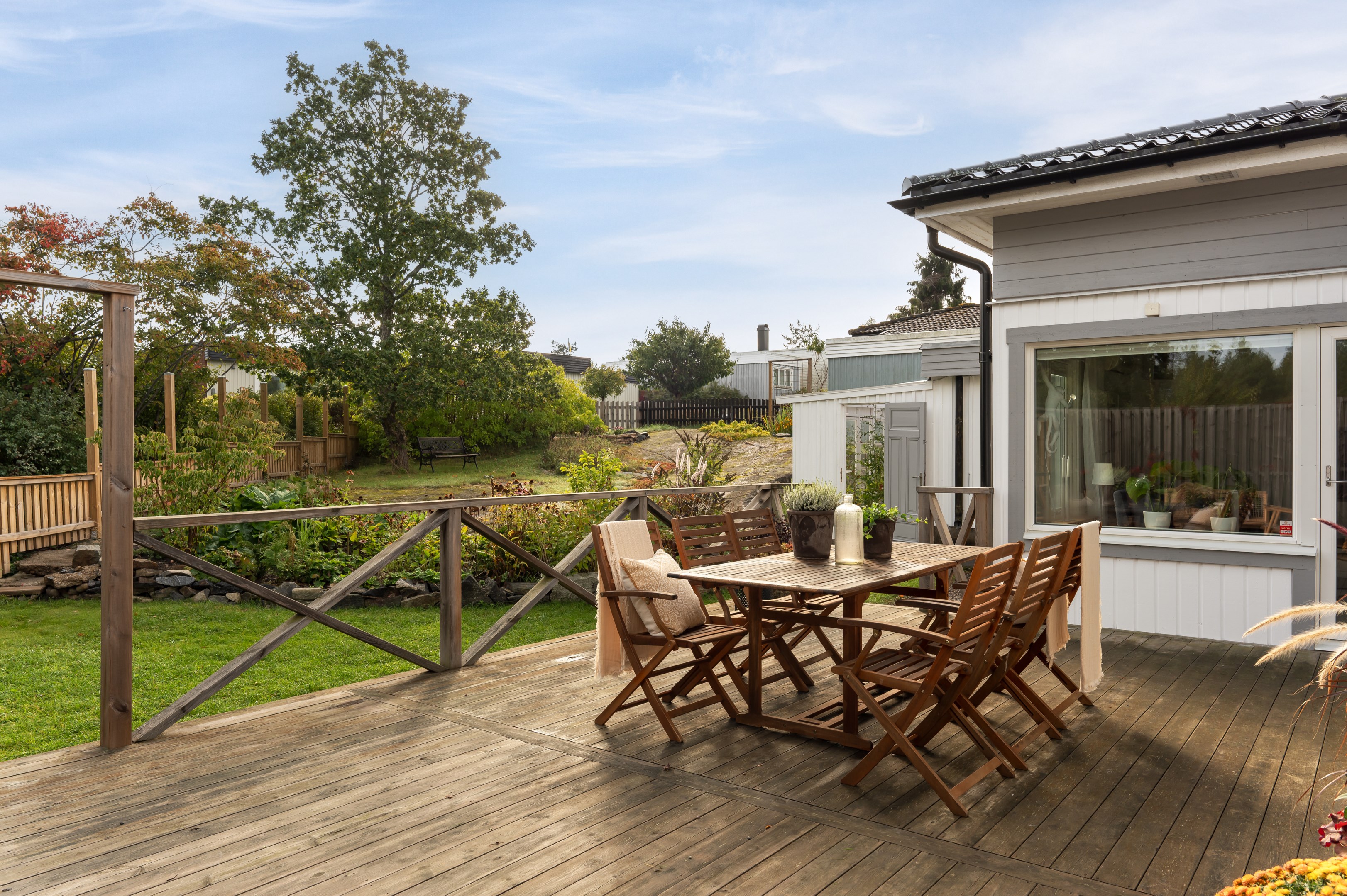 Bostadsbild från Kalvövägen 12, Såld i Krokhöjden, Nacka