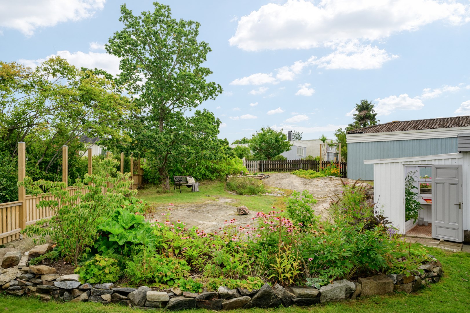 Bostadsbild från Kalvövägen 12, Såld i Krokhöjden, Nacka