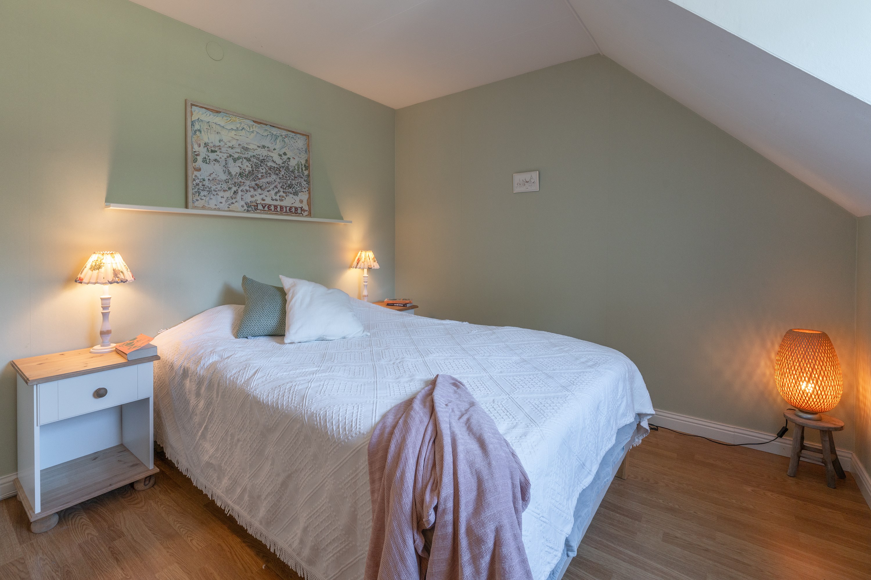 Bostadsbild från Trädgårdstorpsvägen 14, Såld i Tullinge Parkhem, Botkyrka