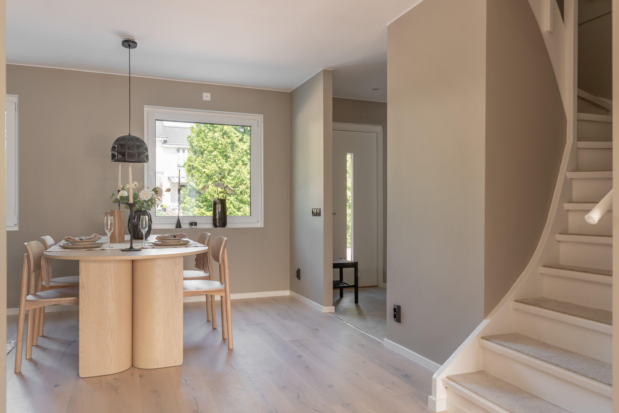 Bostadsbild från Lövstagatan 35, Såld i Malmaberg, Västerås