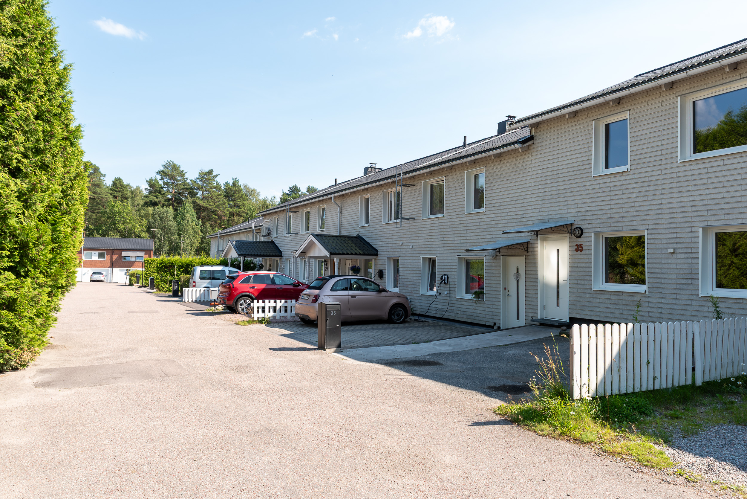 Bostadsbild från Lövstagatan 35, Såld i Malmaberg, Västerås