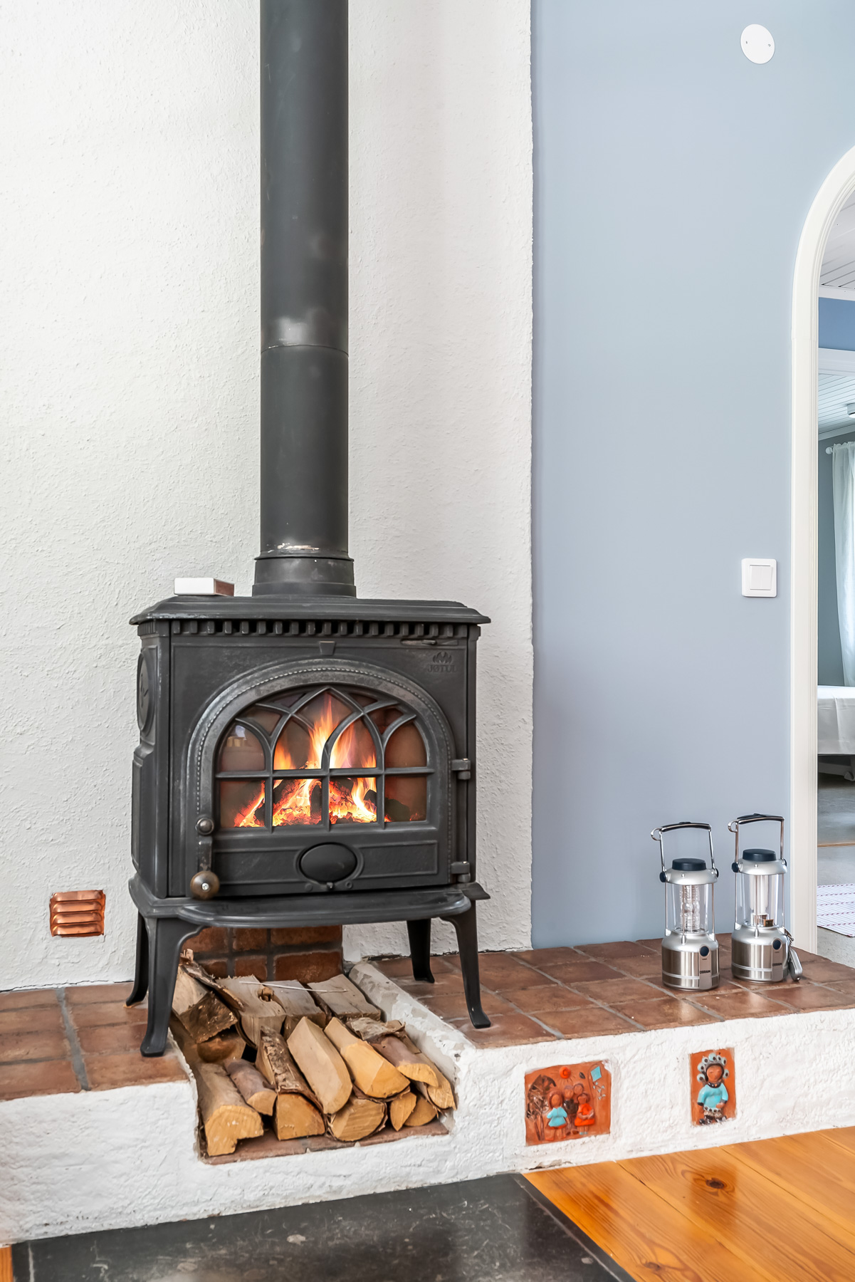 Braskamin i vardagsrum