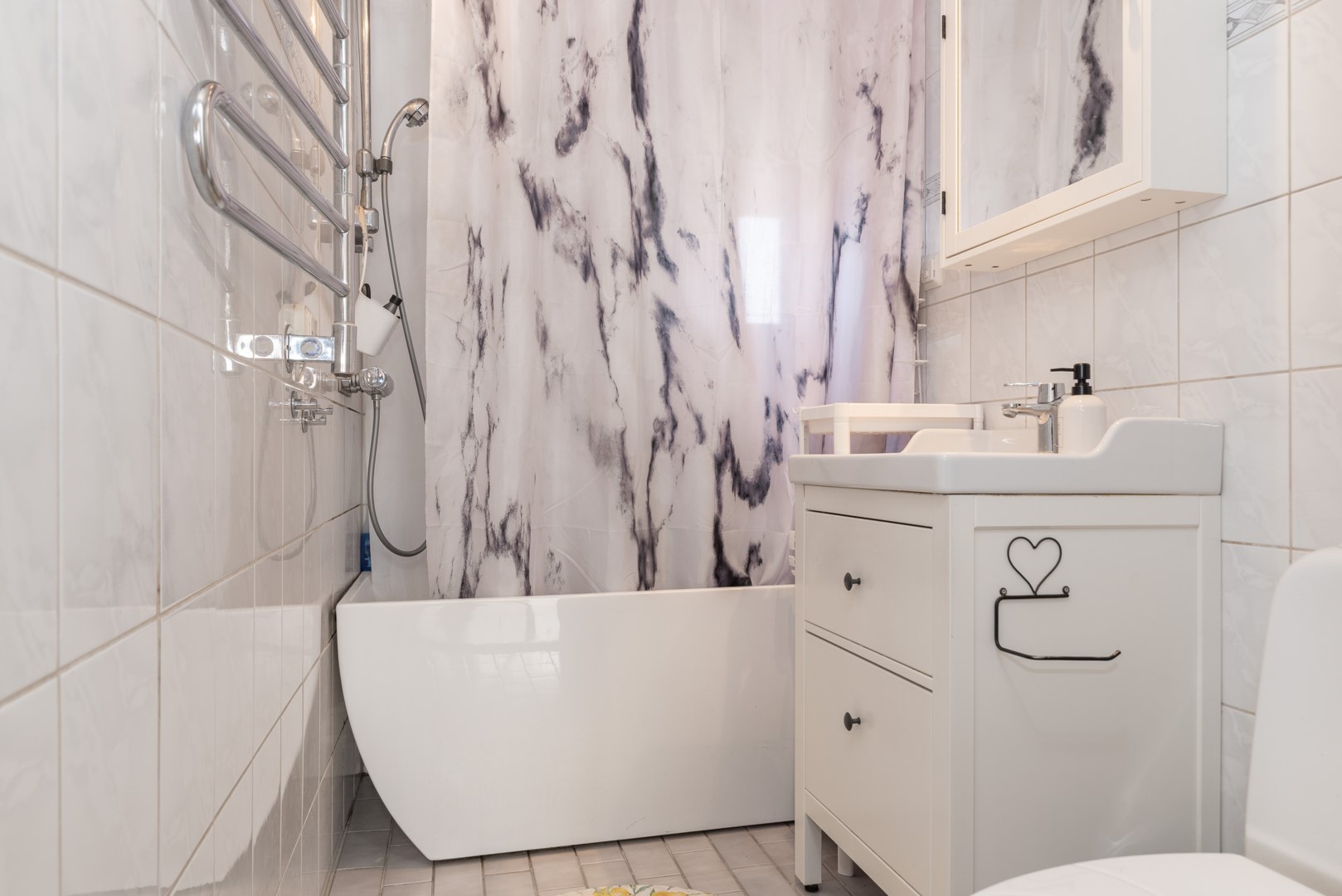 Bostadsbild från Mattisens väg 9, Såld i Skultuna, Västerås