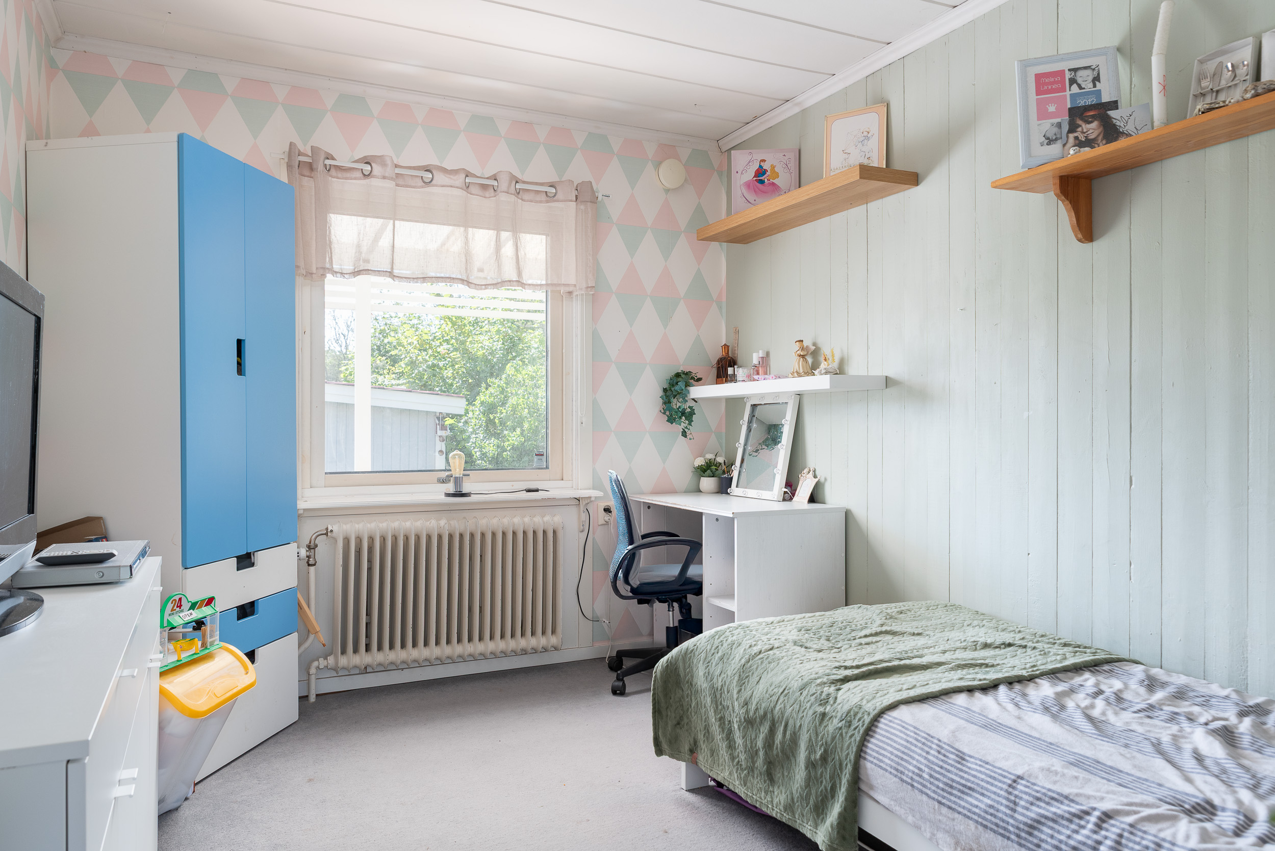 Bostadsbild från Mattisens väg 9, Såld i Skultuna, Västerås