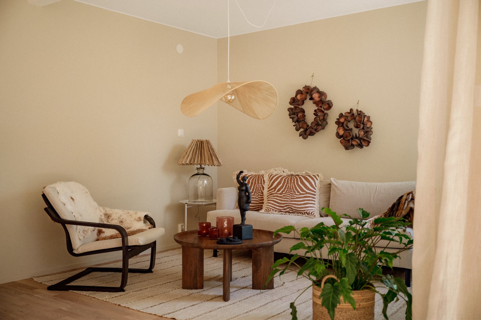 Bostadsbild från Ängsövägen 5, Såld i Krokhöjden, Nacka