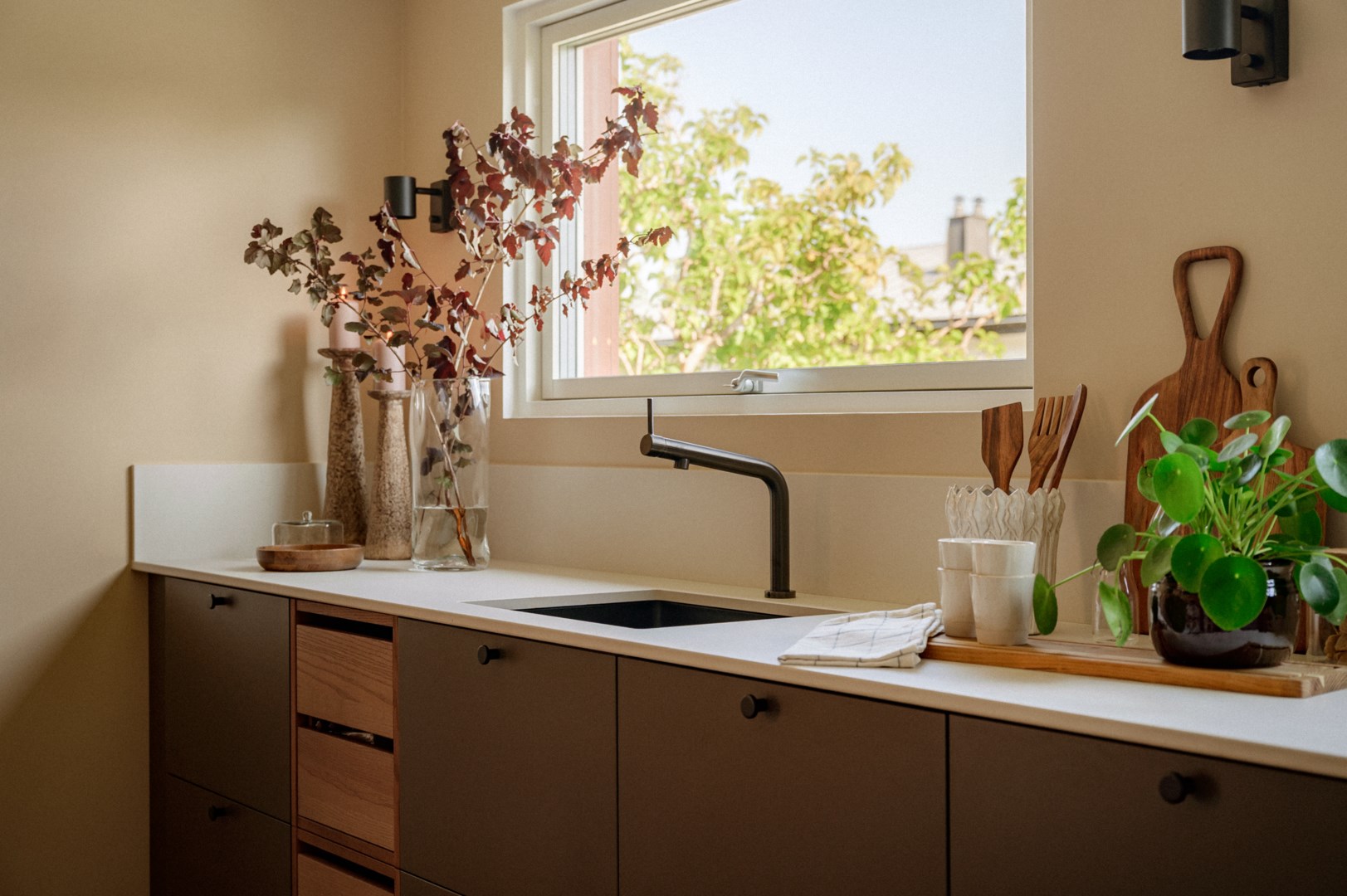 Bostadsbild från Ängsövägen 5, Såld i Krokhöjden, Nacka