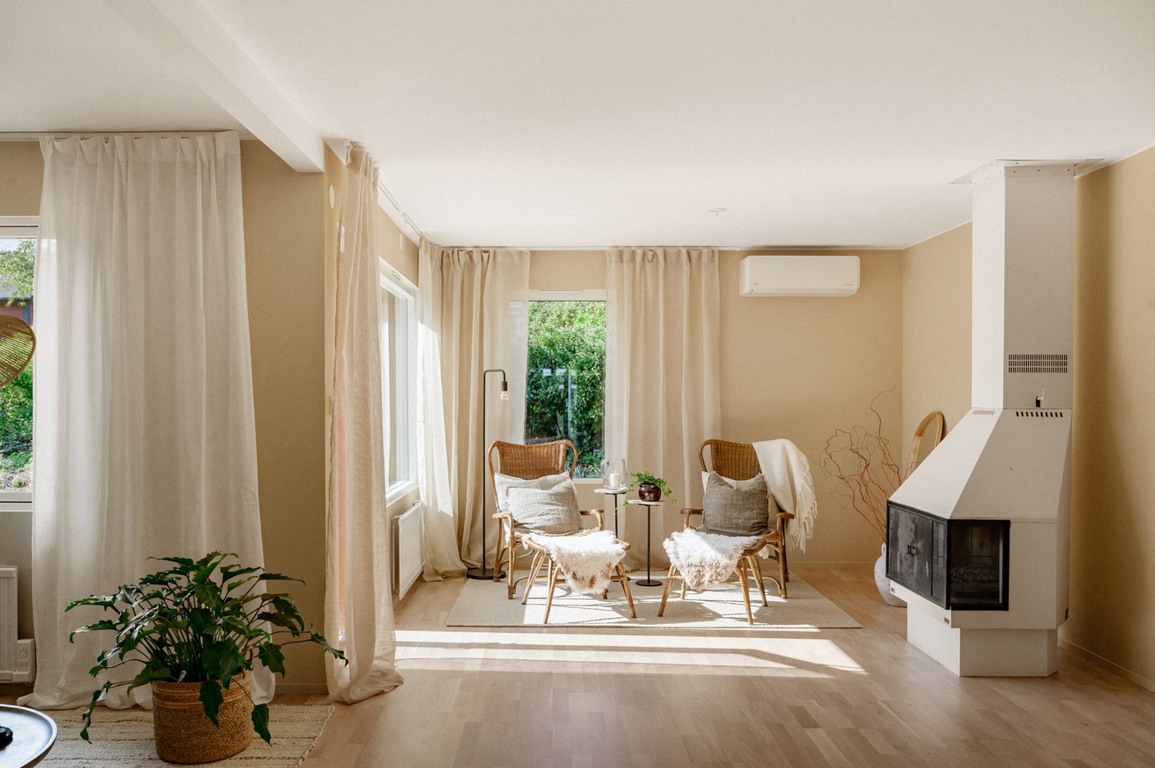 Bostadsbild från Ängsövägen 5, Såld i Krokhöjden, Nacka