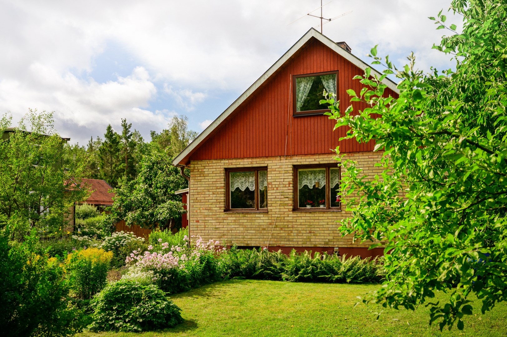 Bostadsbild från Renvägen 26, Såld i Lugnet, Värmdö