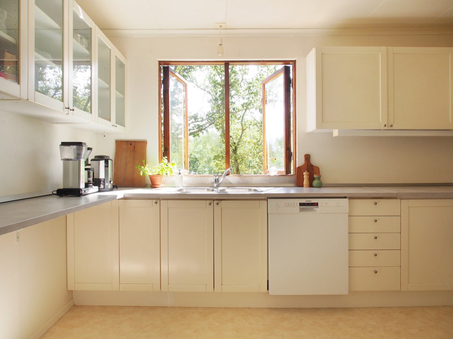 Bostadsbild från Marsvägen 6, Till salu i Gustavsvik, Nacka