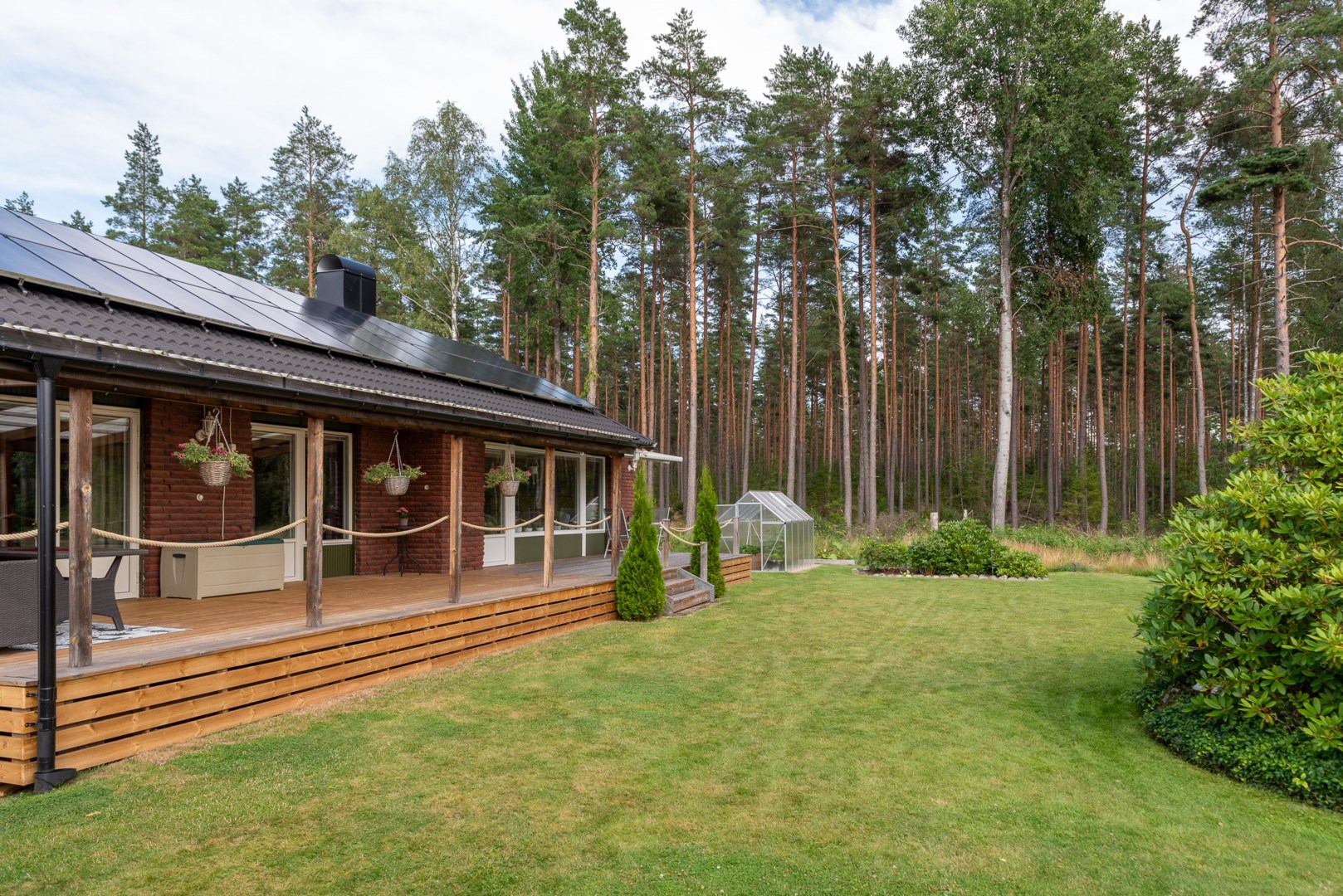 Bostadsbild från Ångloksgatan 7, Såld i Tillberga, Västerås