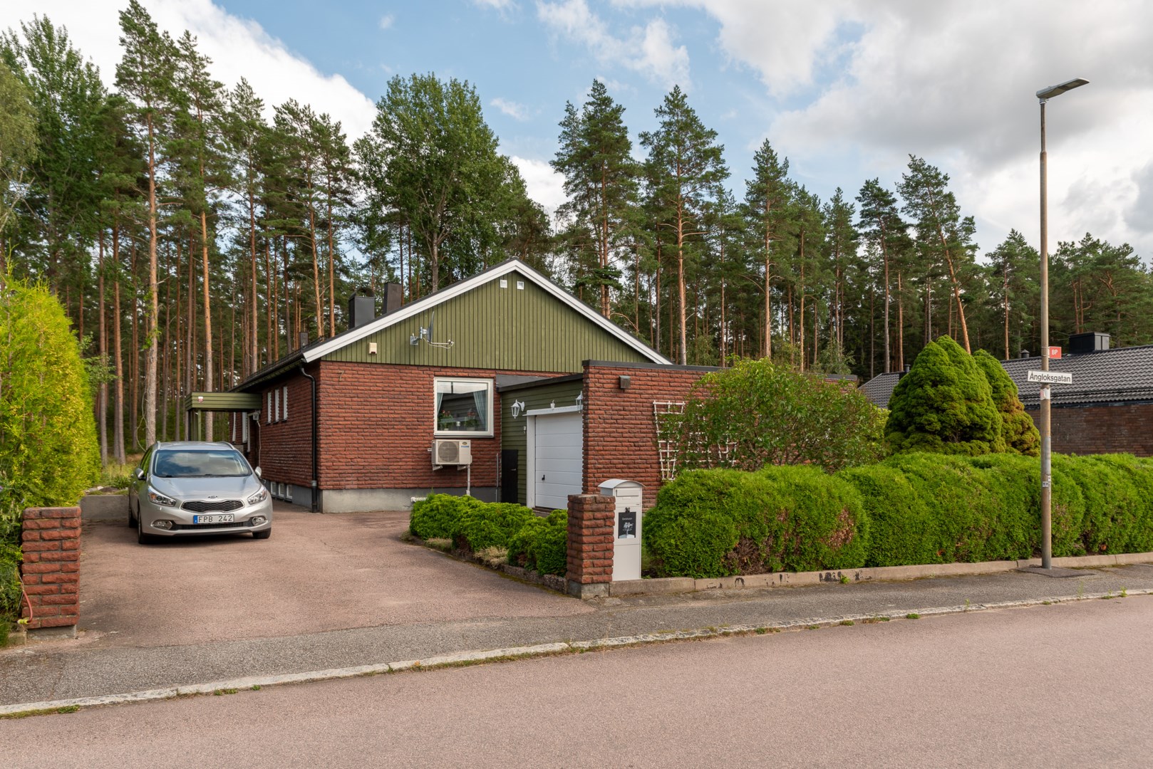 Bostadsbild från Ångloksgatan 7, Såld i Tillberga, Västerås