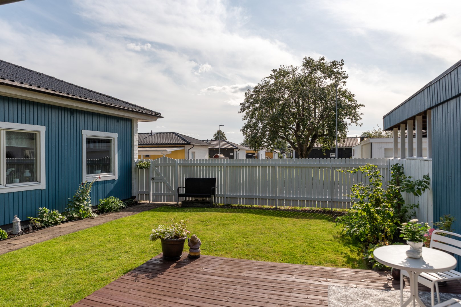 Bostadsbild från Bolmörtsgatan 7, Såld i Nordanby, Västerås