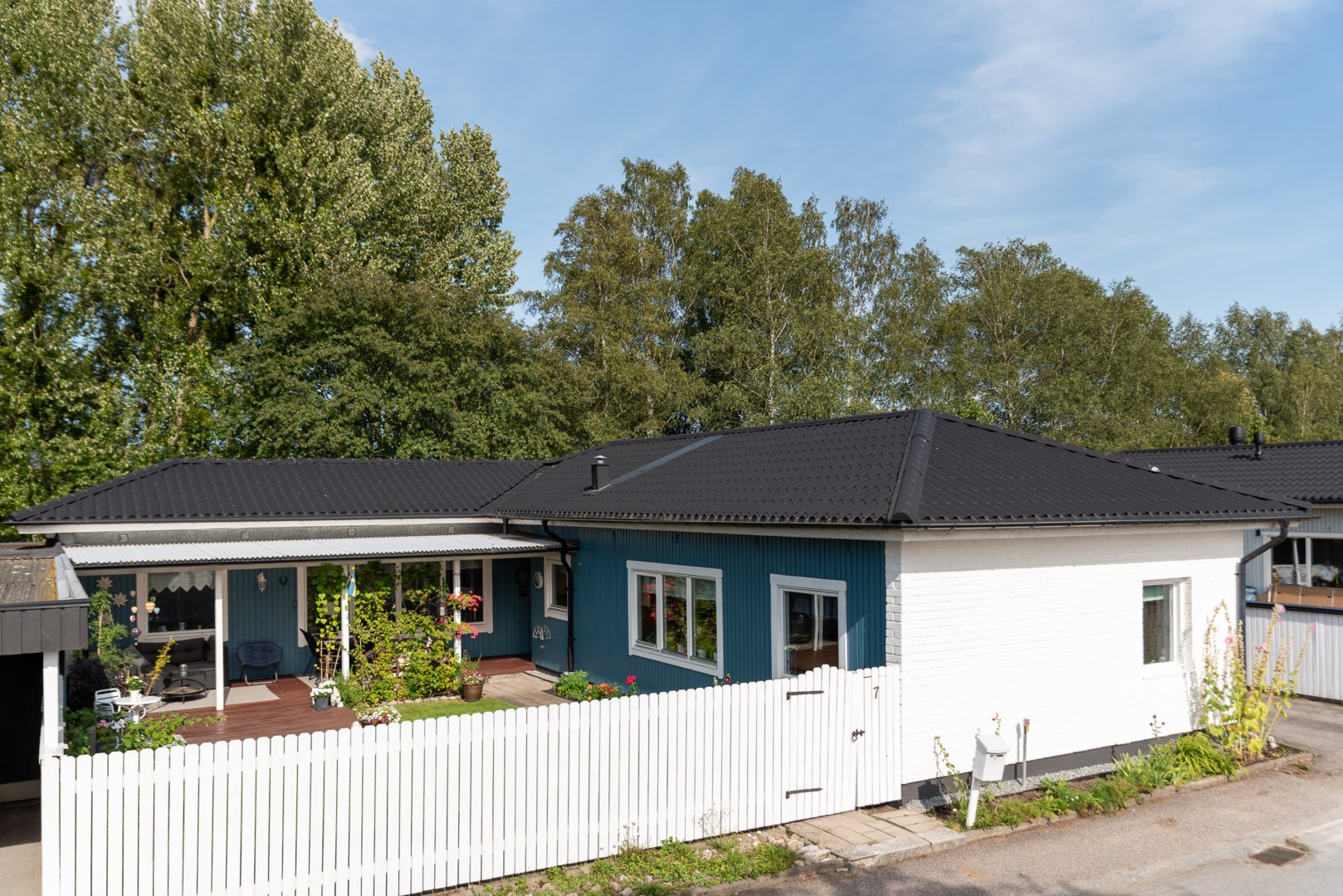 Bostadsbild från Bolmörtsgatan 7, Såld i Nordanby, Västerås